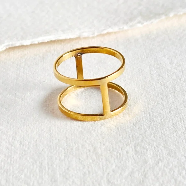 bisjoux bar ring bar ring top 86387d434bef8e1d8917c294b87d1c0f3d670afea23d85d67620d871590d0611.webp