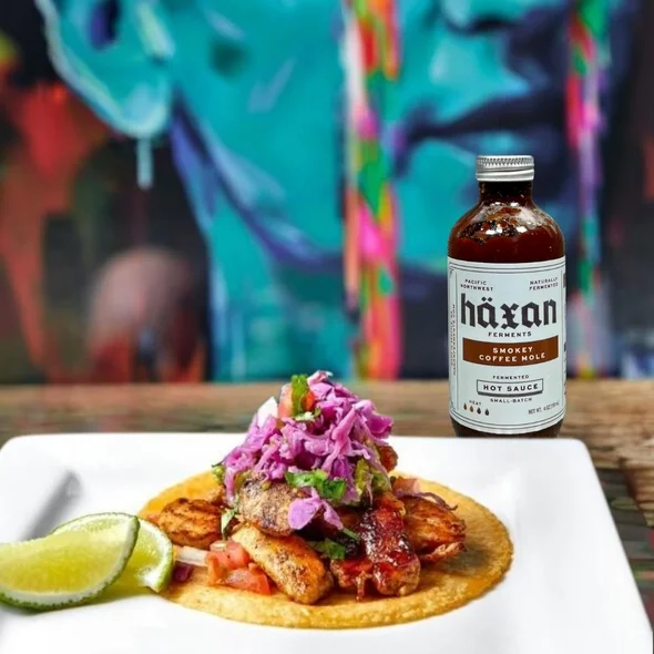 haxan with tappas 901a9173485e924df5b71b75e476941d1a3d4ea2262896f92deb67b96b46b19.webp