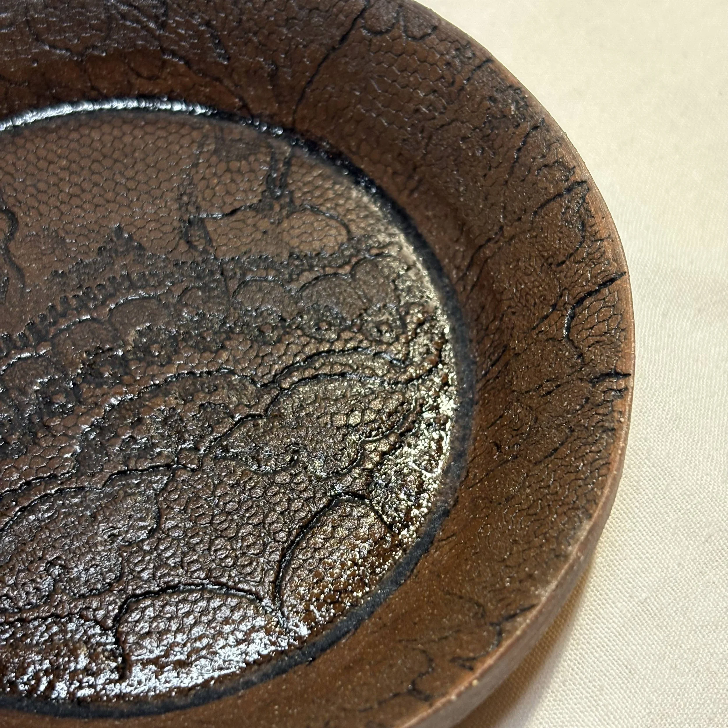 jewel dk grey tray close up.jpg