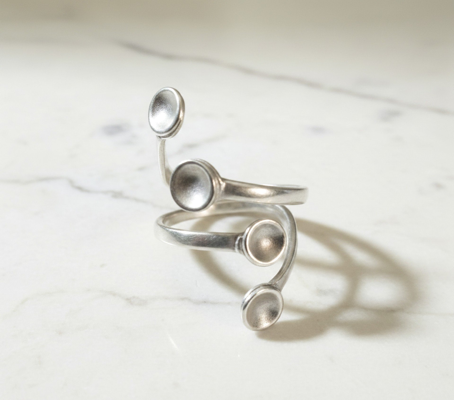 lisa cup ring on white 4f7a414e-9441-483f-a50b-5f0a478b57b8.jpg