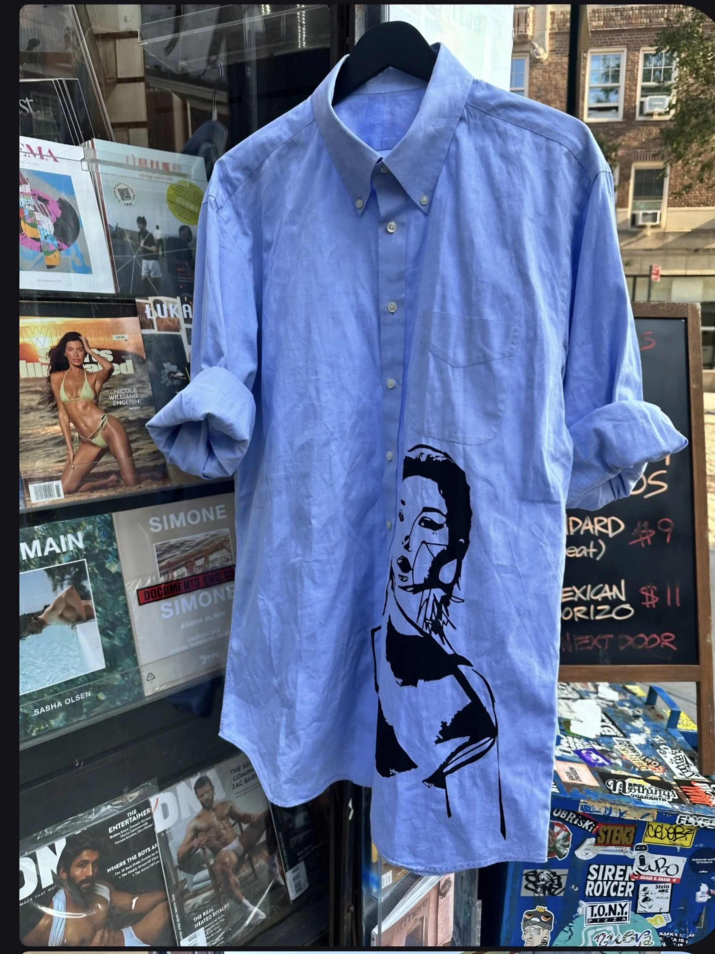parron blue shirt Screenshot_20260926_163335_Messages.jpg