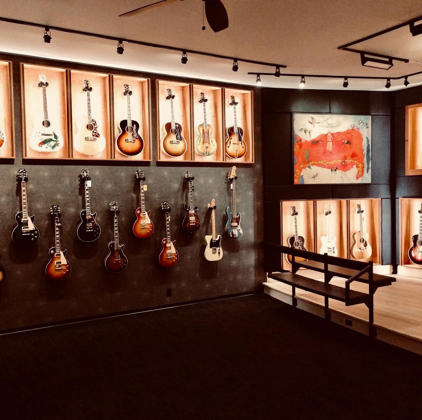 Big things are happening at @musicvilla! What an amazing collection of guitars... this store just never stops improving! #guitarheaven #bestmusicstore #gibsonguitars #martinguitar #taylorguitars #acoustic #bozeman @stjohnssupply