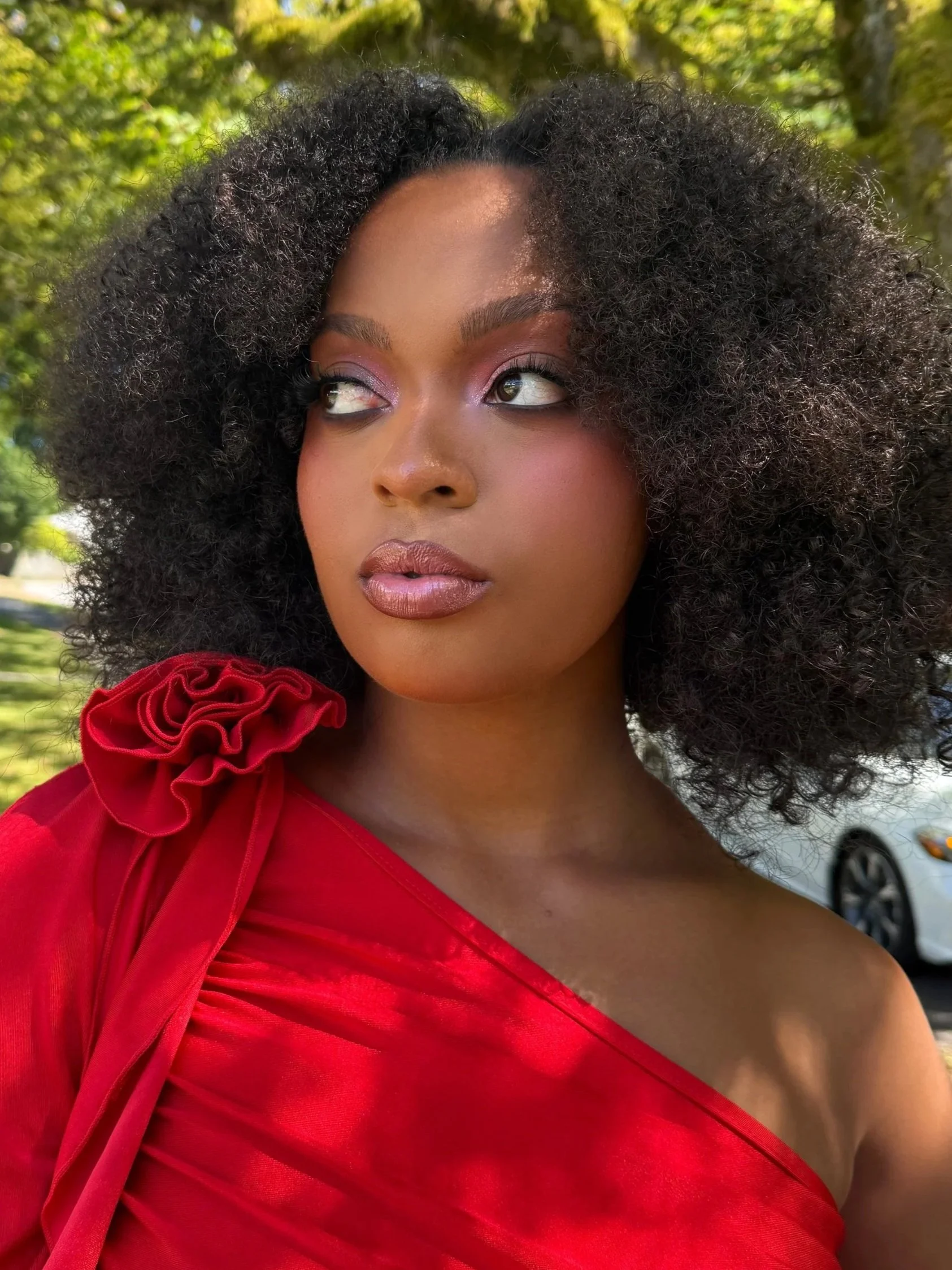 Facetune_10-08-2025-21-05-28.jpg