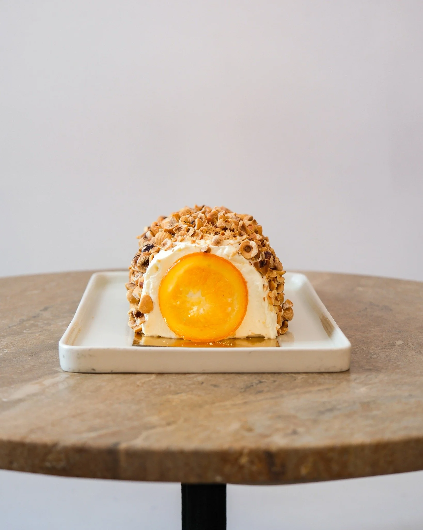 Holiday flavors, French tradition, and the comfort of something handmade: December is here, and our B&ucirc;che de No&euml;l is officially available for preorder.
Made with hazelnut, orange, and milk chocolate caramel, it&rsquo;s the perfect finale t