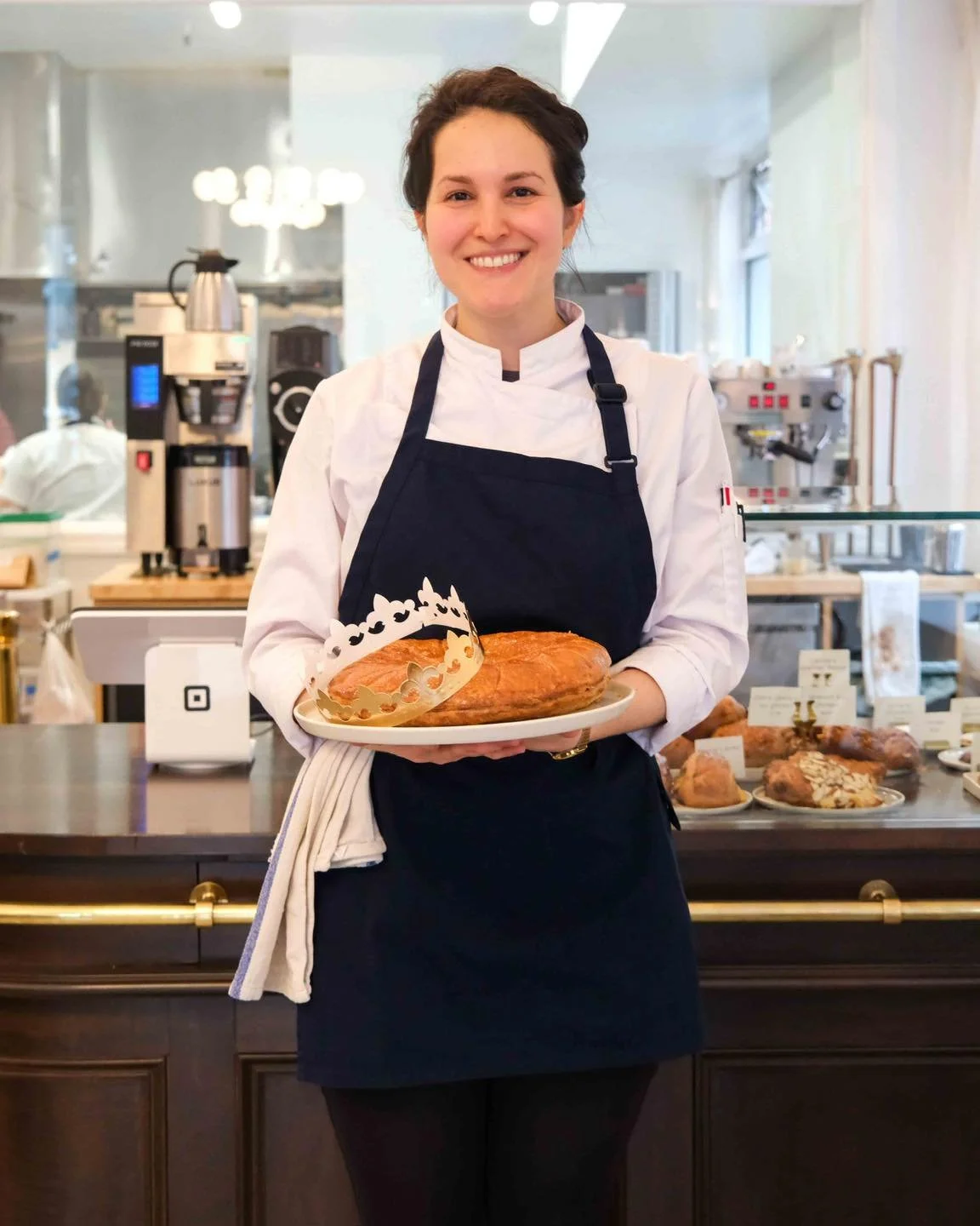 Happy New Year from Atelier Ariana ✨
We're starting 2026 the sweetest way, with our Galette des Rois/des Reines, freshly baked! This tradition brings families and friends together, and we're so happy to share it with our neighborhood.

Available in s