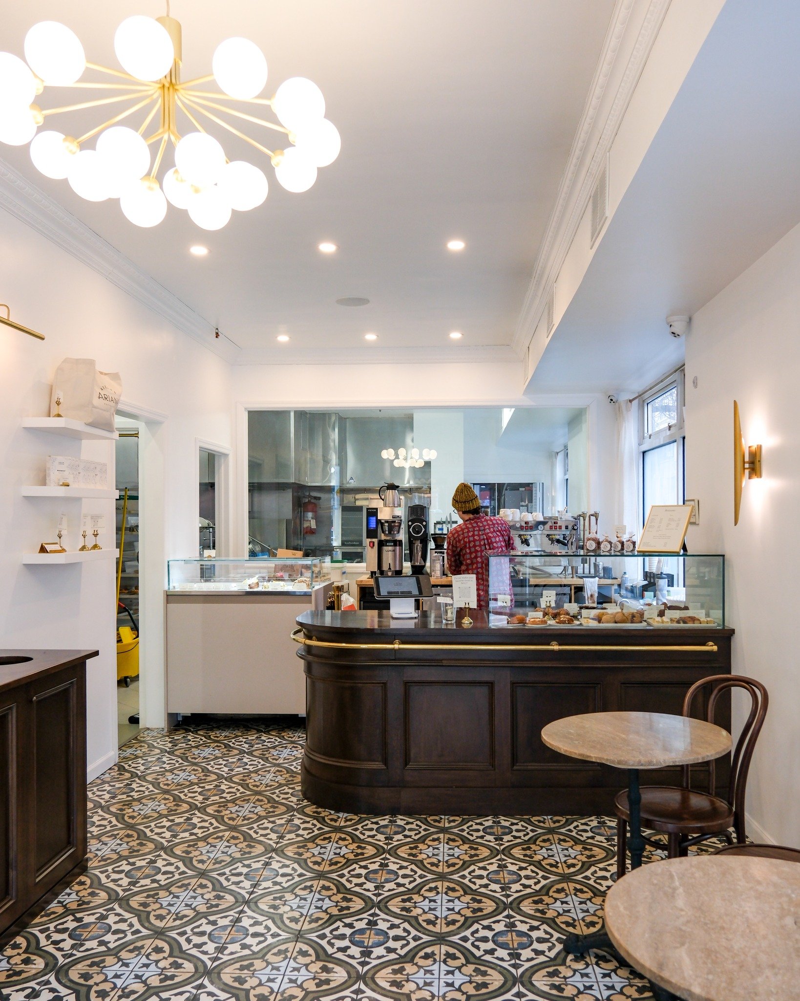 Sunday plans? We&rsquo;ve got you covered.

Stop by for coffee, pastries, and a cozy Parisian-inspired atmosphere in the heart of Carroll Gardens. Your table is waiting!

#atelierariana #atelierarianacafe #brooklynbased #shopkeeper #carrollgardens #y