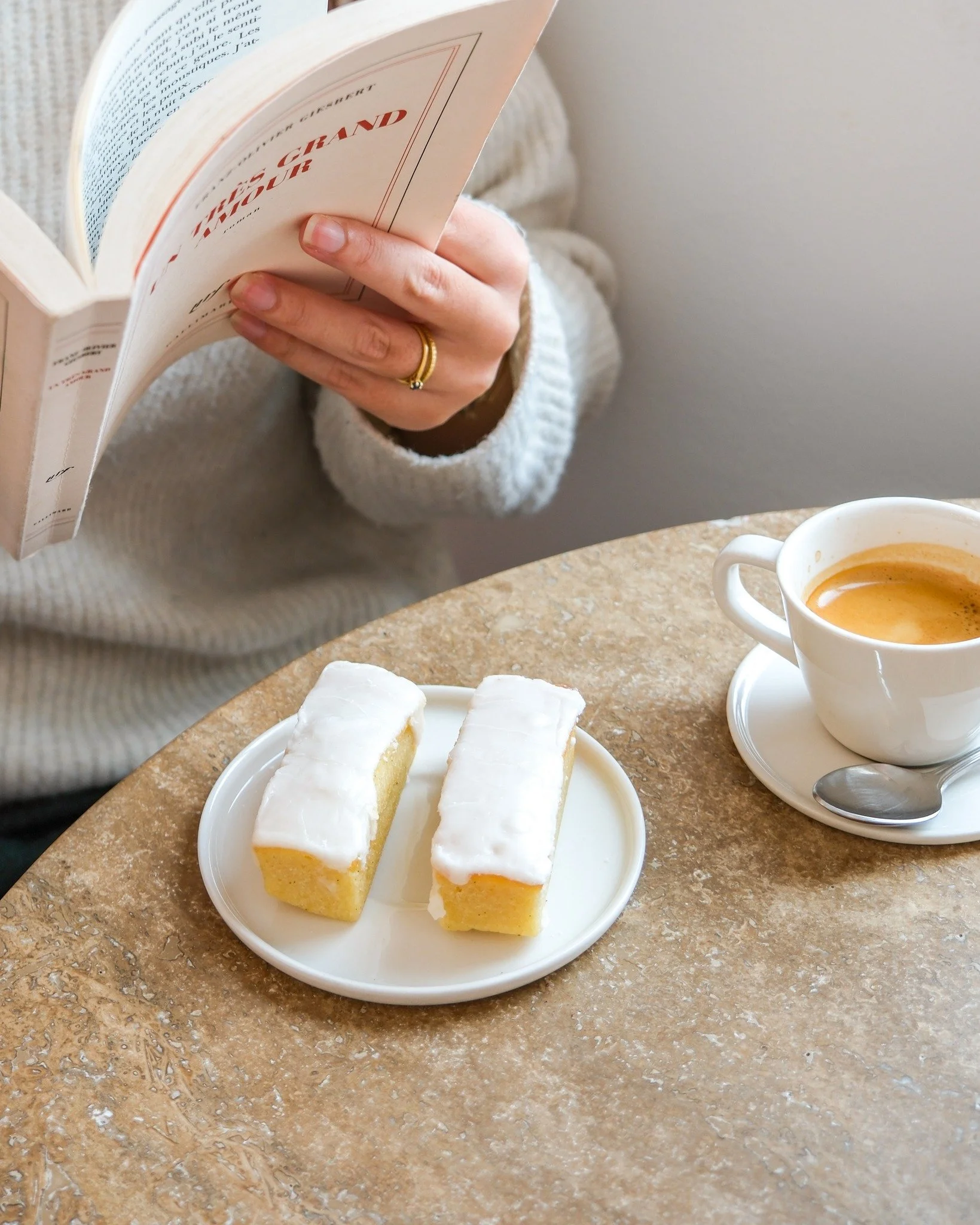 This is your sign to take a break.
Our G&acirc;teaux Nantais are soft, flavorful, and meant to be enjoyed slowly in the caf&eacute;. Pull up a chair and stay awhile.

#atelierariana #gateaunantais #frenchcake #cozymoment #parisiancafe
#brooklyncafe #