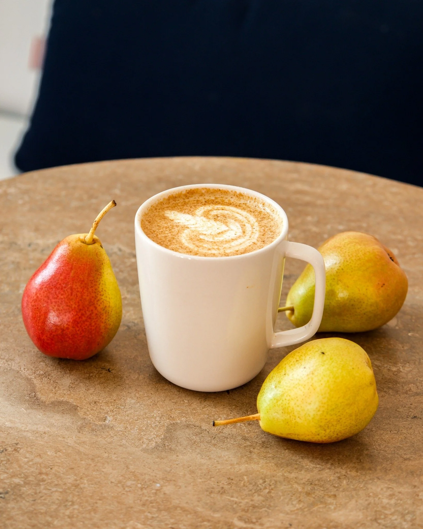 Cold days call for warm drinks ☕
This month we&rsquo;re serving two seasonal lattes: Pear &amp; Chestnut and Maple Bourbon. Stop by for a comforting sip this weekend!

#atelierariana #pearandchestnut #maplebourbonlatte #winterdrinks #brooklyncafe #co