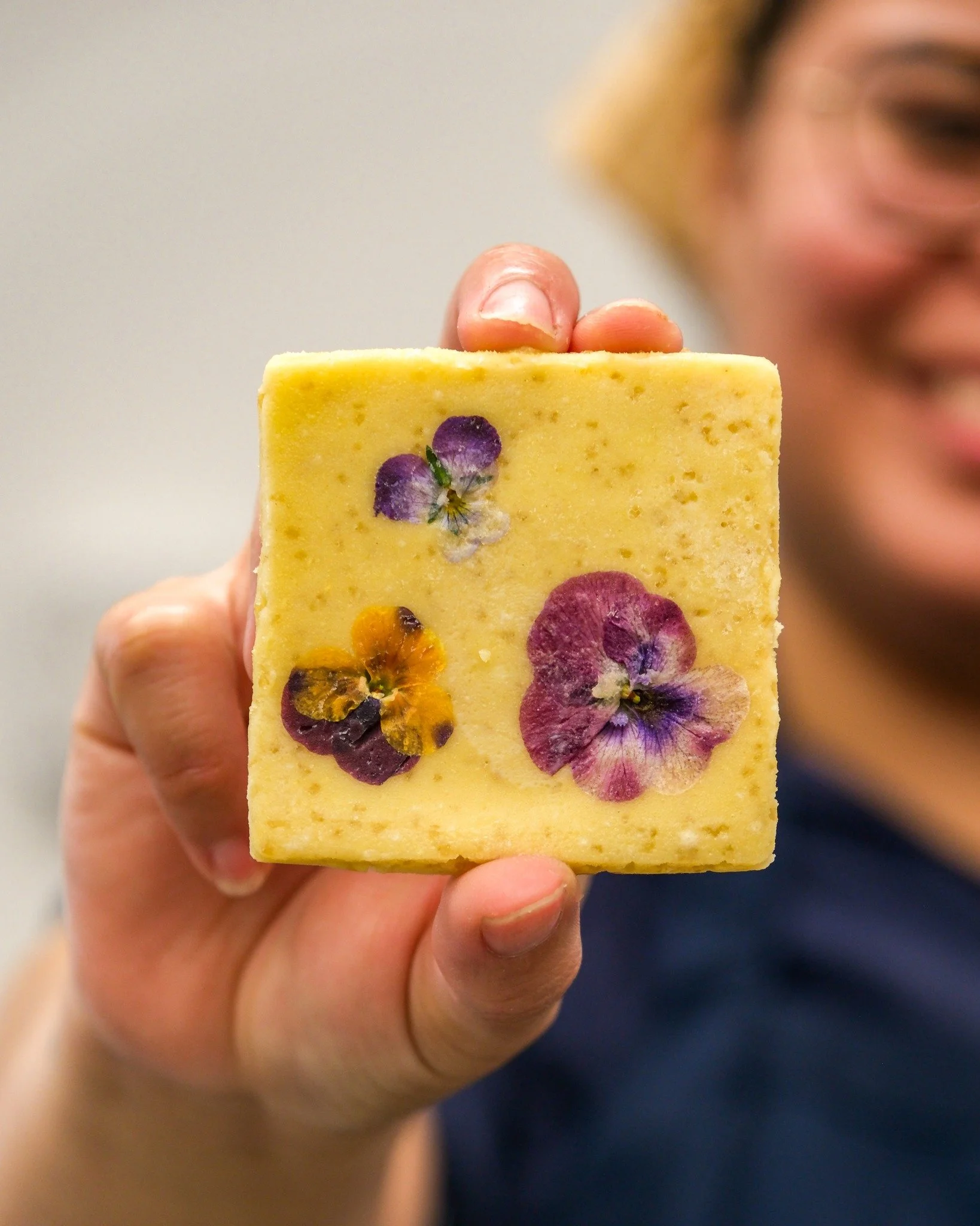 Did you know Atelier Ariana oﬀers wholesale?

From our custom cookies and freshly baked scones to personalized cakes, we create pastries and treats for caf&eacute;s, restaurants, events, and more.

Looking for something special for your business? We'