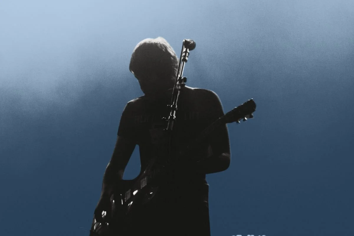 Stop Fighting Yourself: The Biology Behind Self-Sabotage Every Artist Should Know