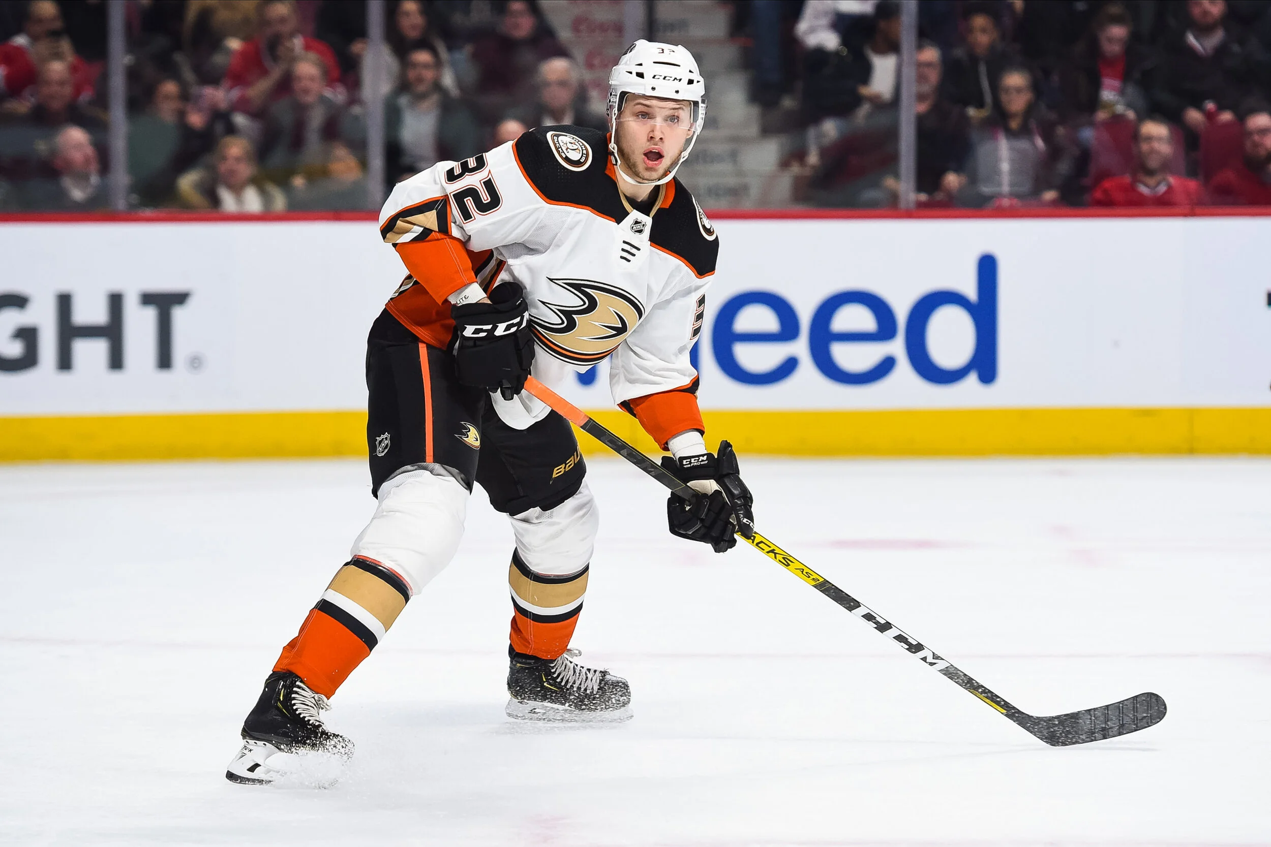 Anaheim Ducks extend Jacob Larsson for two years
