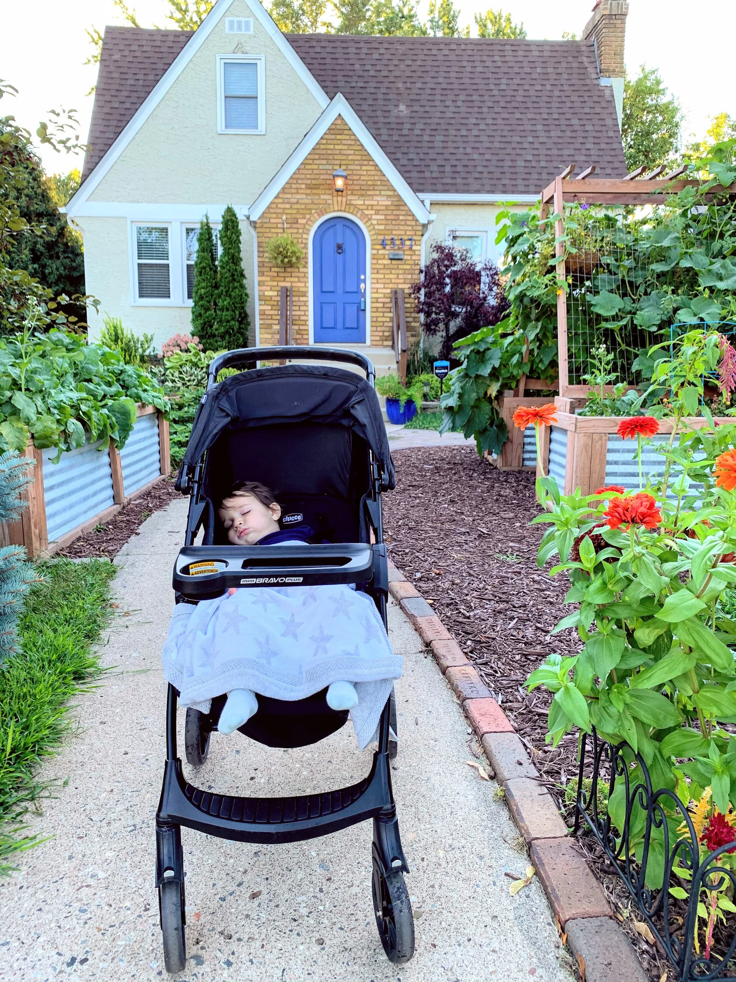 Sometimes I would take photos of Eliot in front of the house even though we didn’t live there.
