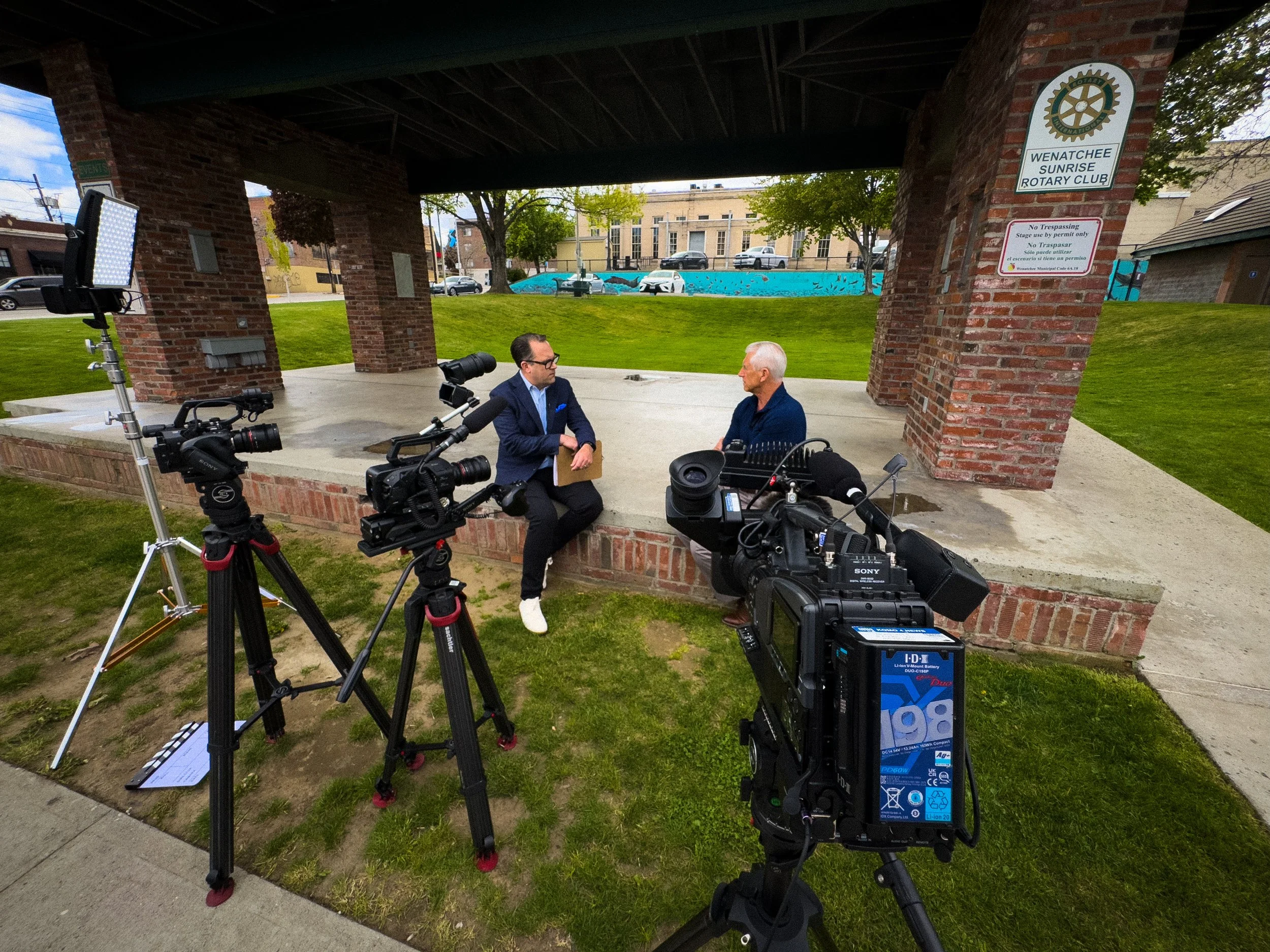 Chris Daniels sits down with Dave Reichert in Wenatchee, WA
