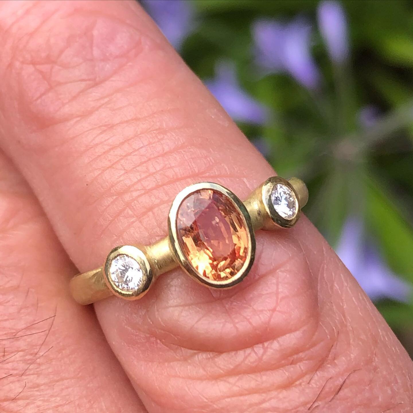 Peach colored sapphire, diamond and 18ct engagement ring.
#padparadscha #engagementring #commission #handmade #18ktring  #18ktgold #onmybench #rings