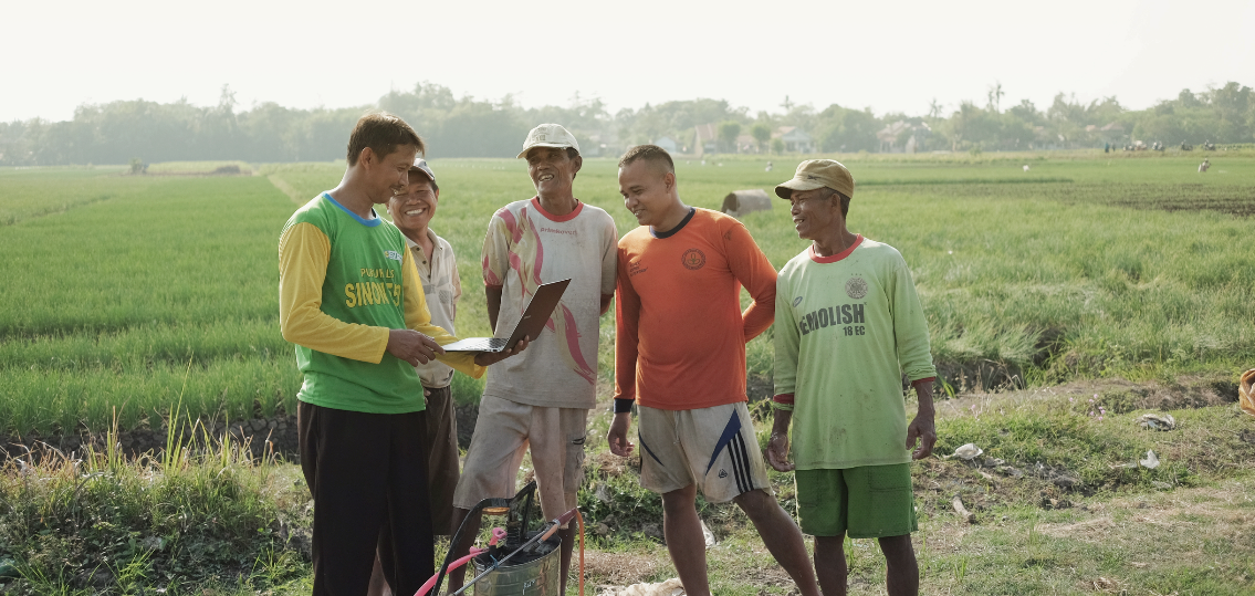 Connecting Farmers with Investors the TaniFund Way