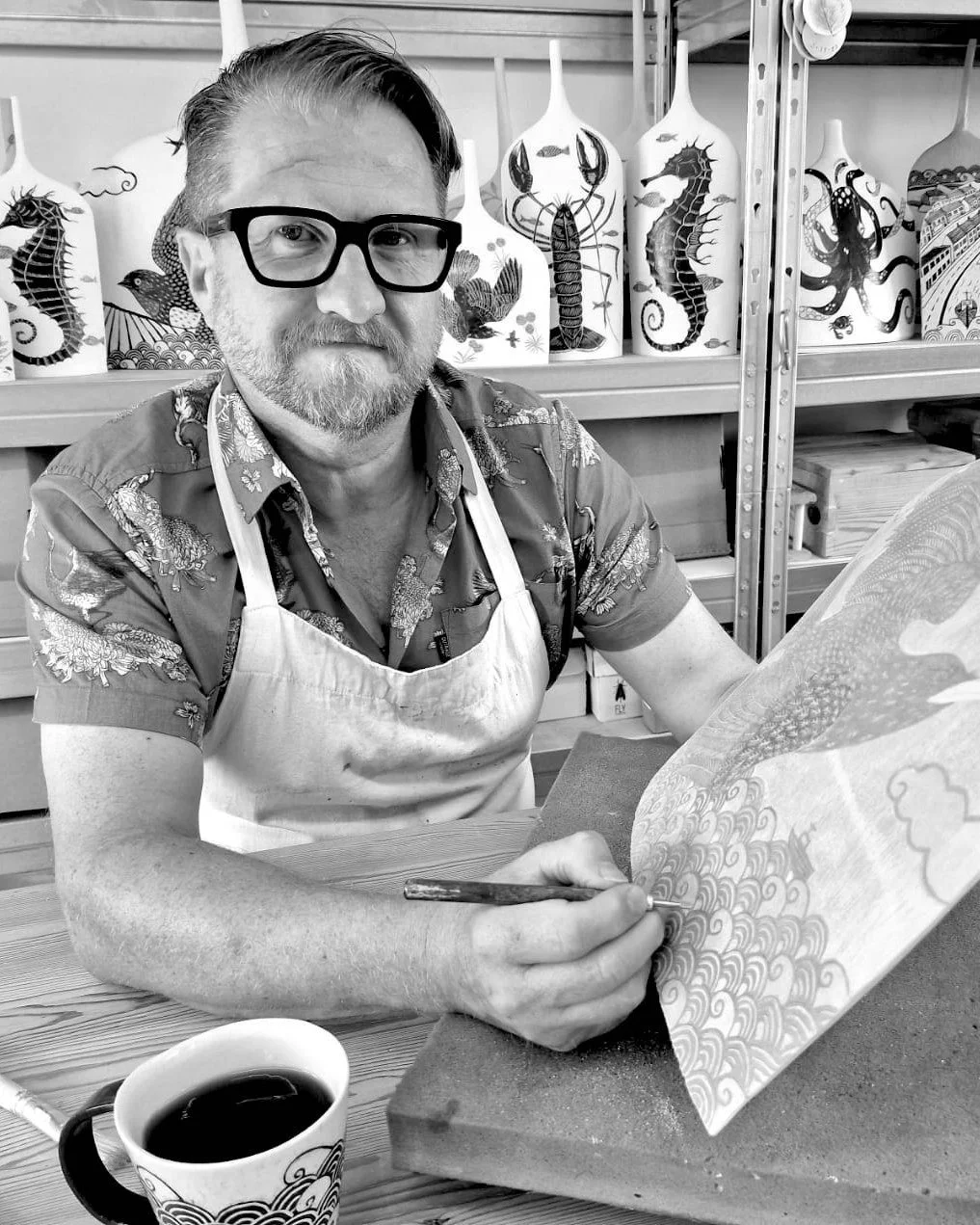 Welcome to the MAKE Southwest membership, @russellmartinceramics!

Russell Martin is a ceramic artist who specializes in sgraffito on hand-built ceramic vessels. His work is inspired by the rich flora and fauna, breathtaking landscapes, and timeless 