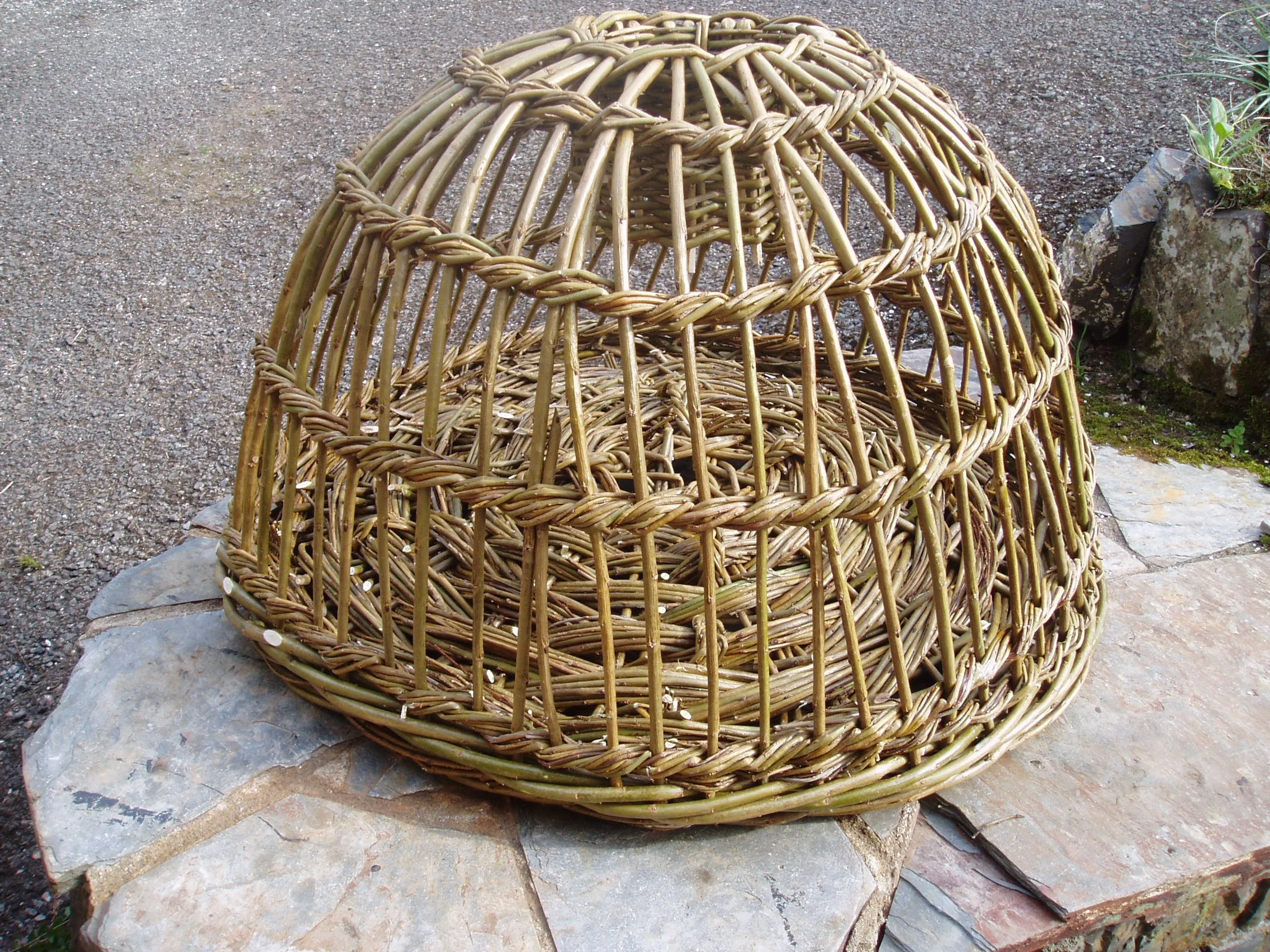 Make a Willow Crab Pot