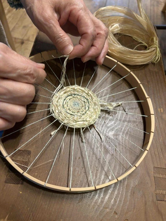 Circular Weaving with Japanese Fibres
