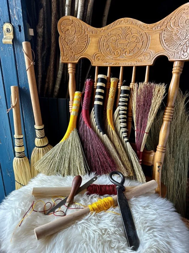 Make a Hawktail Hand Broom