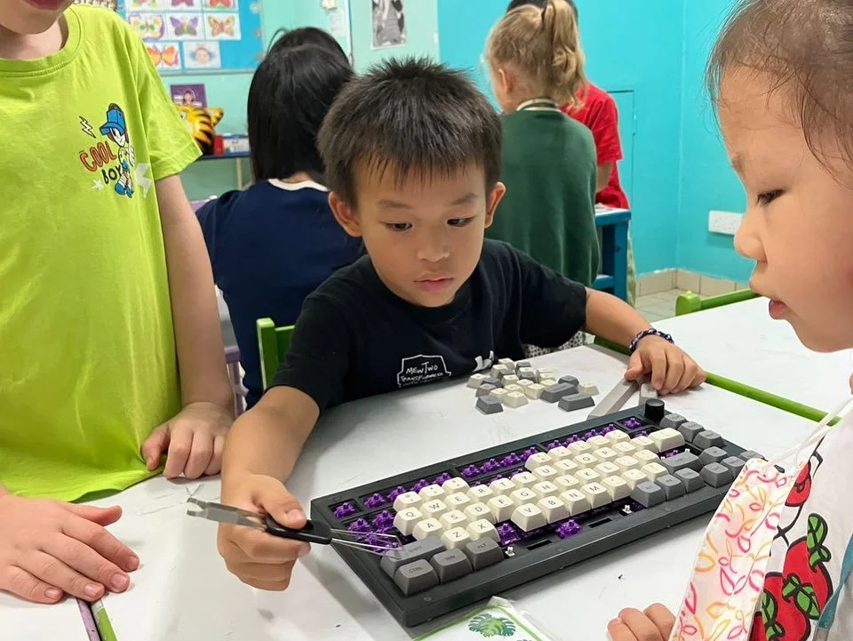 Curiosity is the “key” to learning! ⌨ 