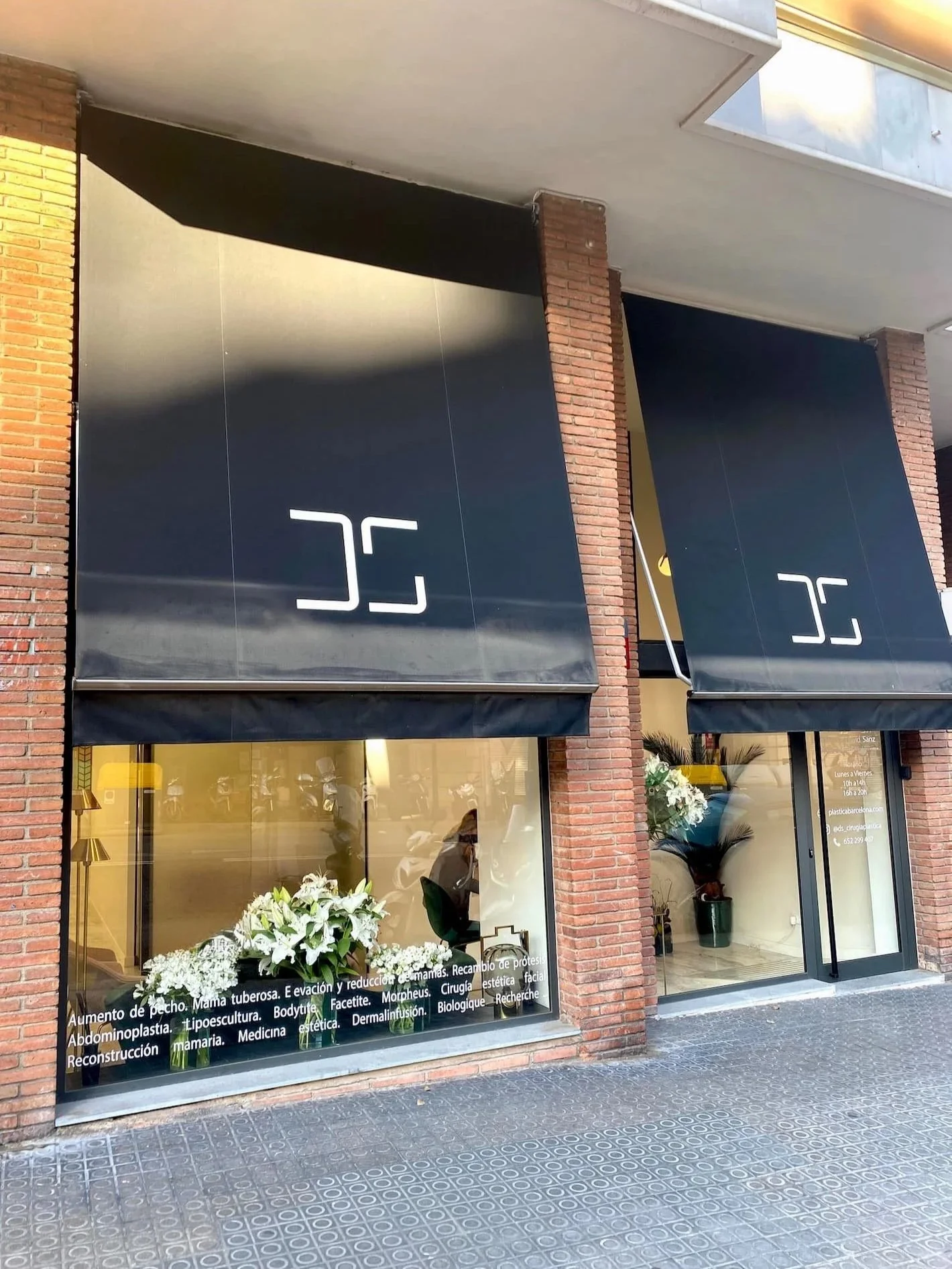 3+entrada-dsculpt-clinic-balmes-barcelona.jpg