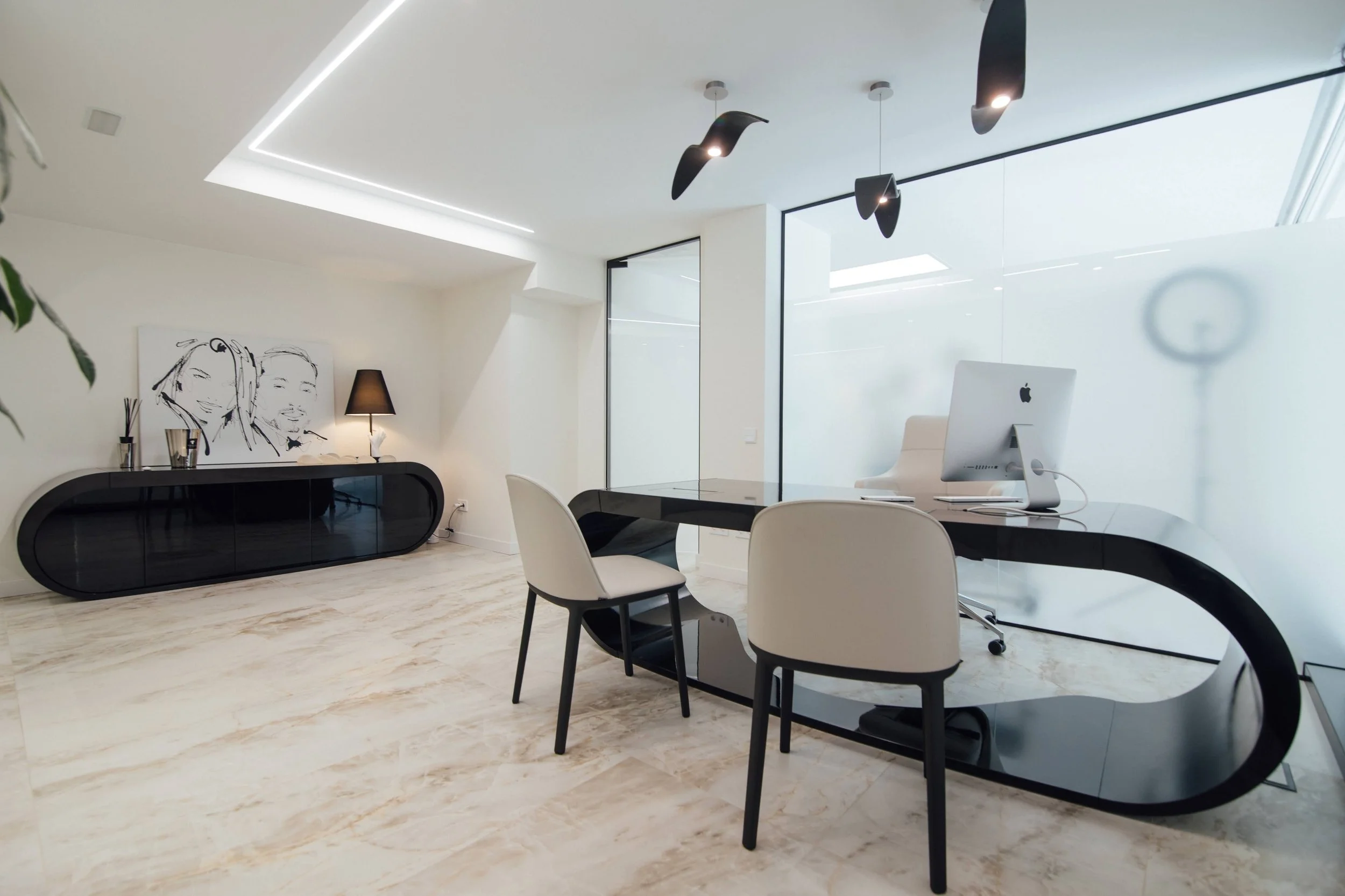 Consulta médica de DSculpt Clinic en Barcelona para valoración de cirugía plástica y medicina estética personalizada