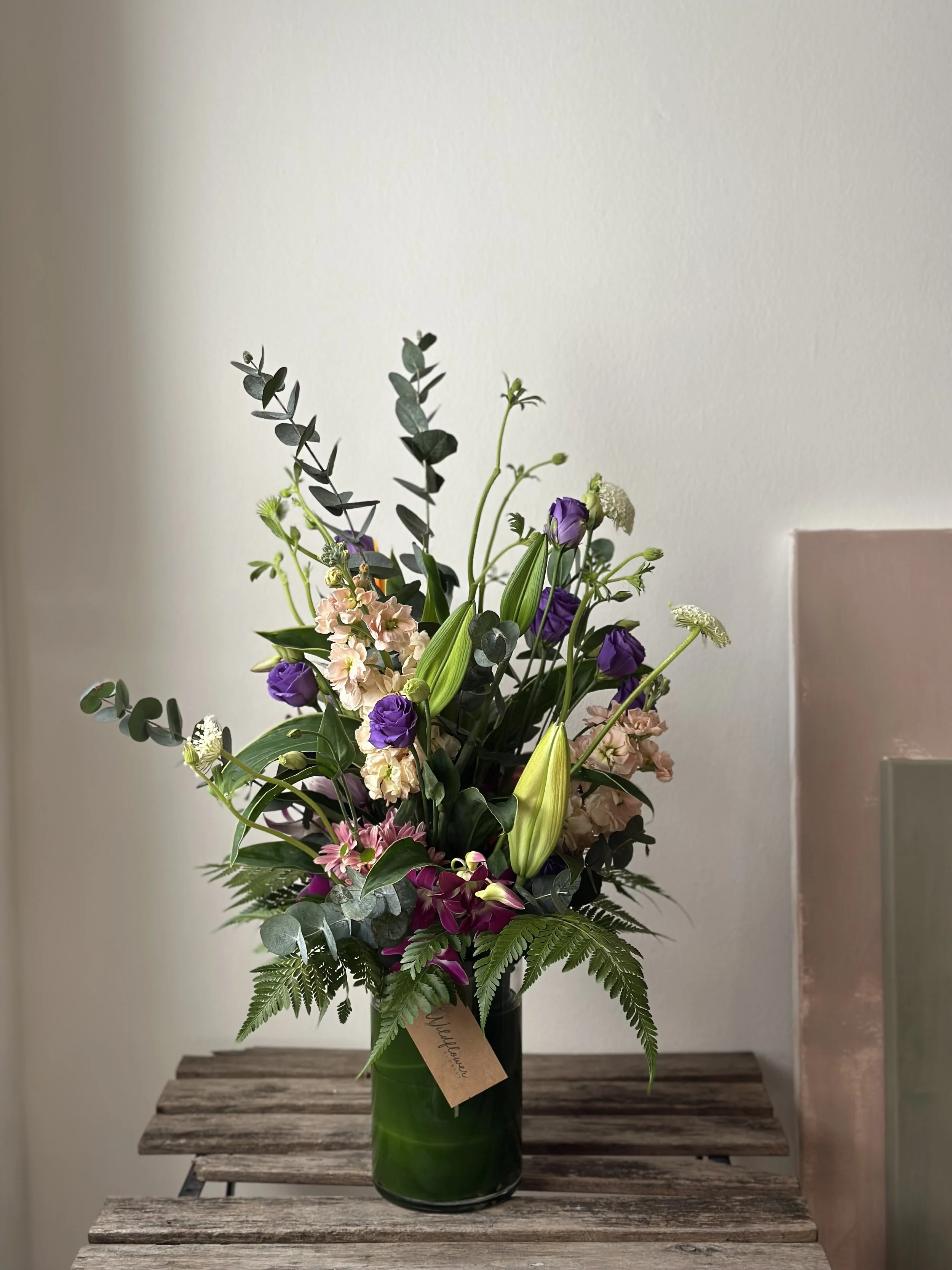 wild-vibrant-vase-arrangement 2.jpeg