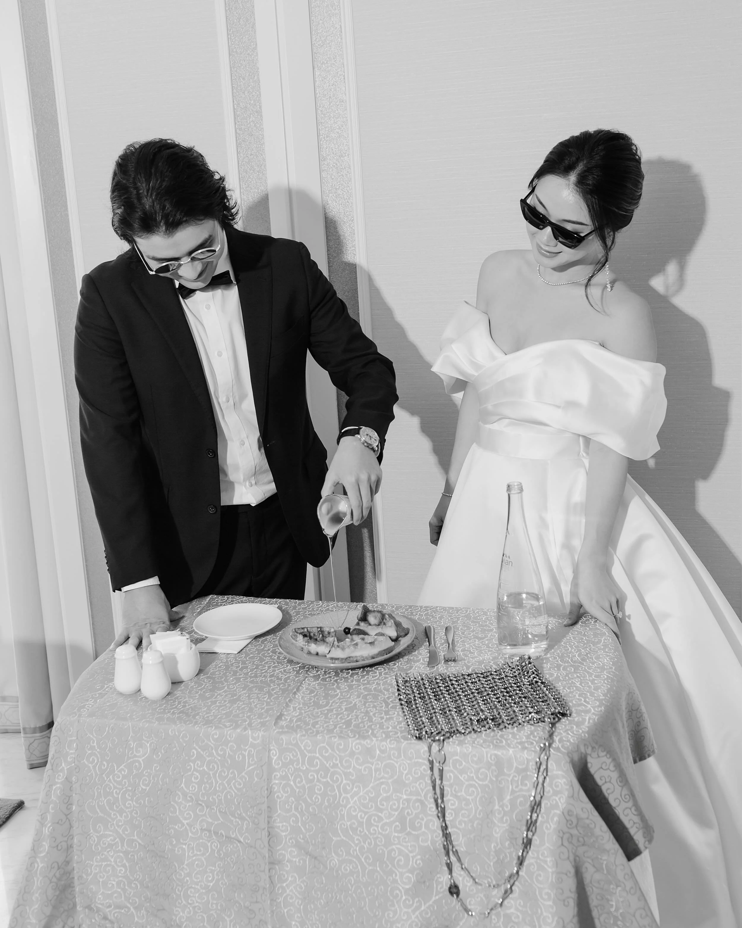 A pre-wedding shoot offers something different.

More time. More intention. More space to create.

Alongside the story of your wedding day, it becomes an opportunity to make something refined, personal, and created with intention. ✨