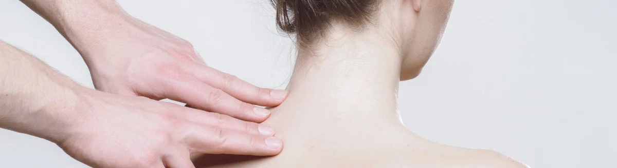 neck pain woman