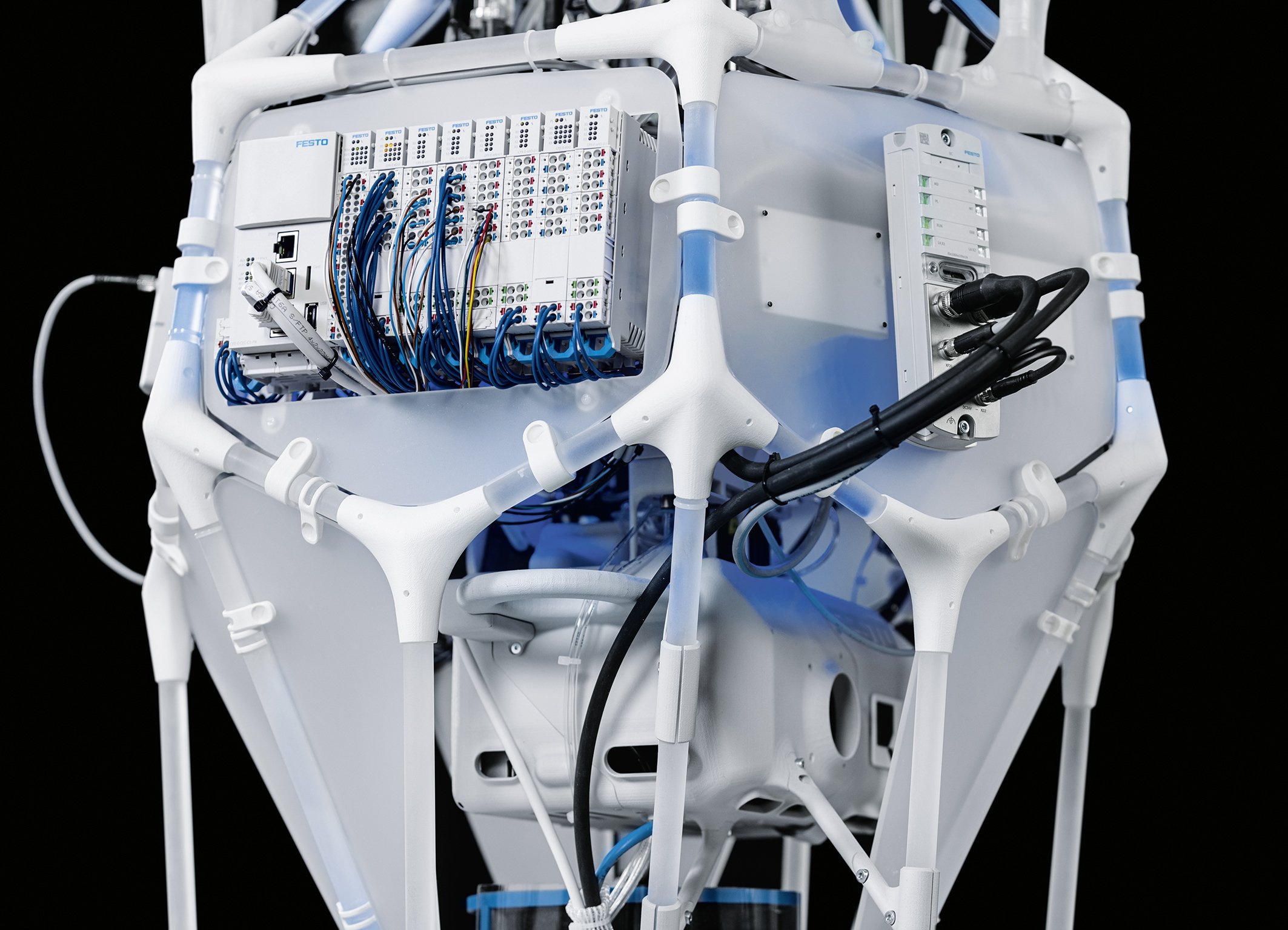 Festo Demonstrates an Automated Bioreactor for Large-Scale Photosynthesis of Algae