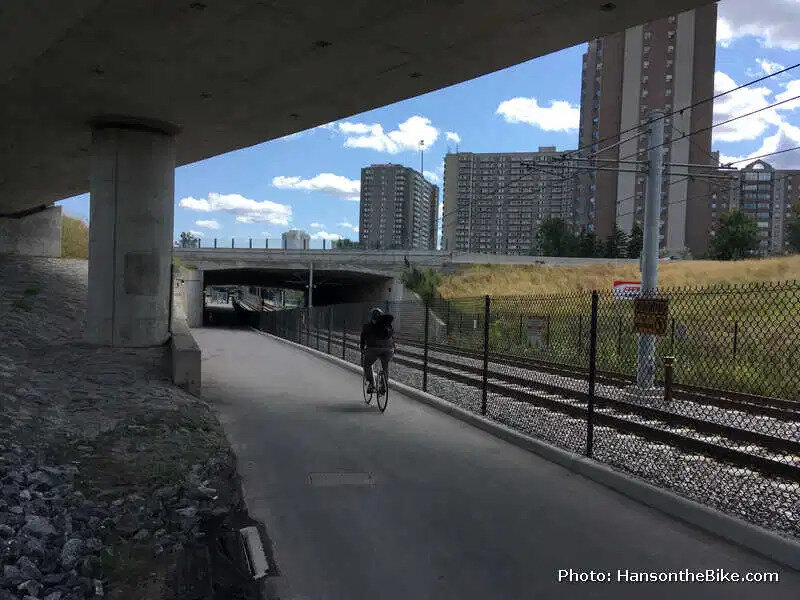 Multi-use path built alongside Ottawa's Confederation line LRT. Photo Credit www.HansOnTheBike.com