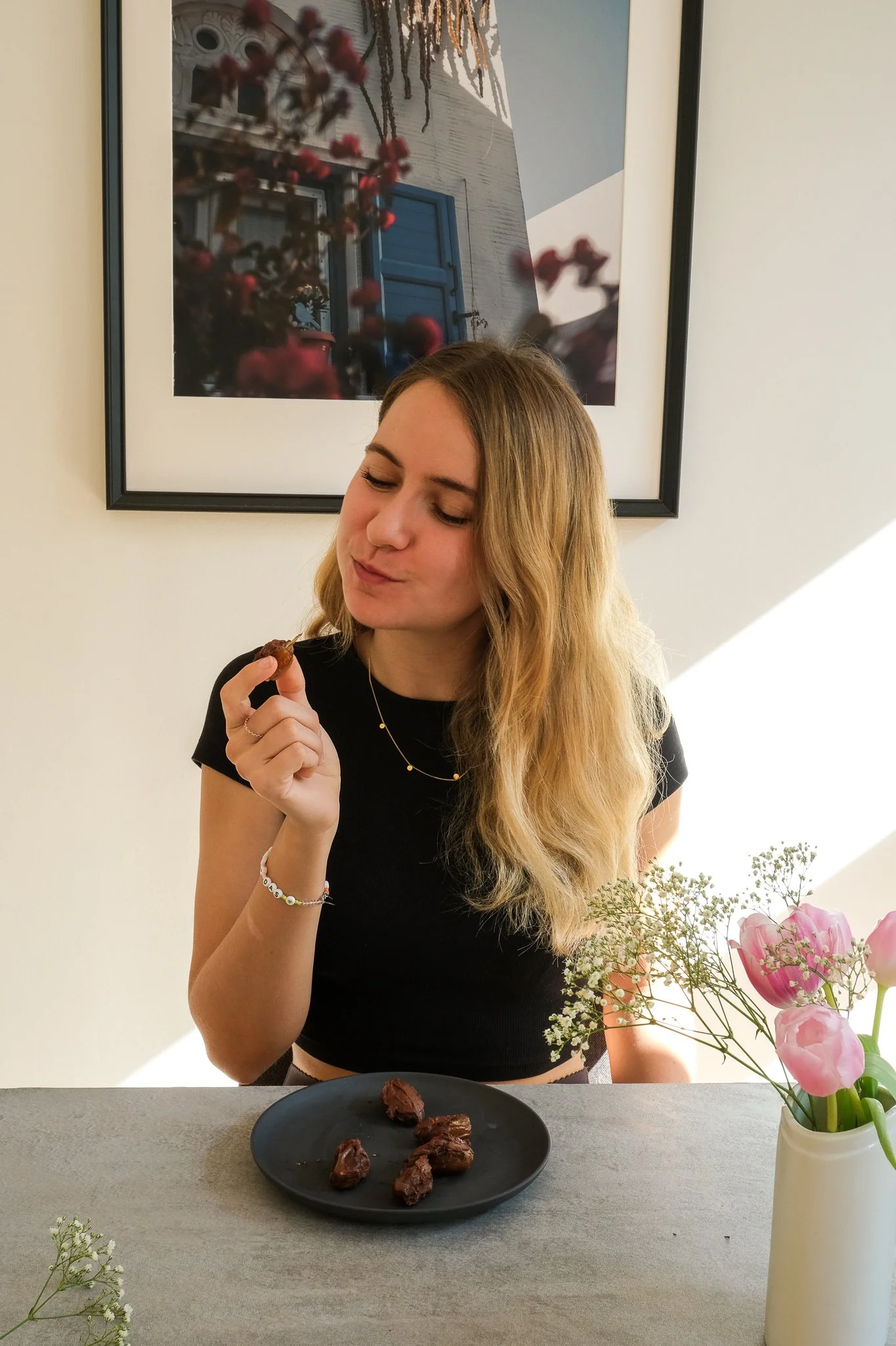 stuffed-dates-peanut-butter-chocolate-vegan-snack-magda-mag-das