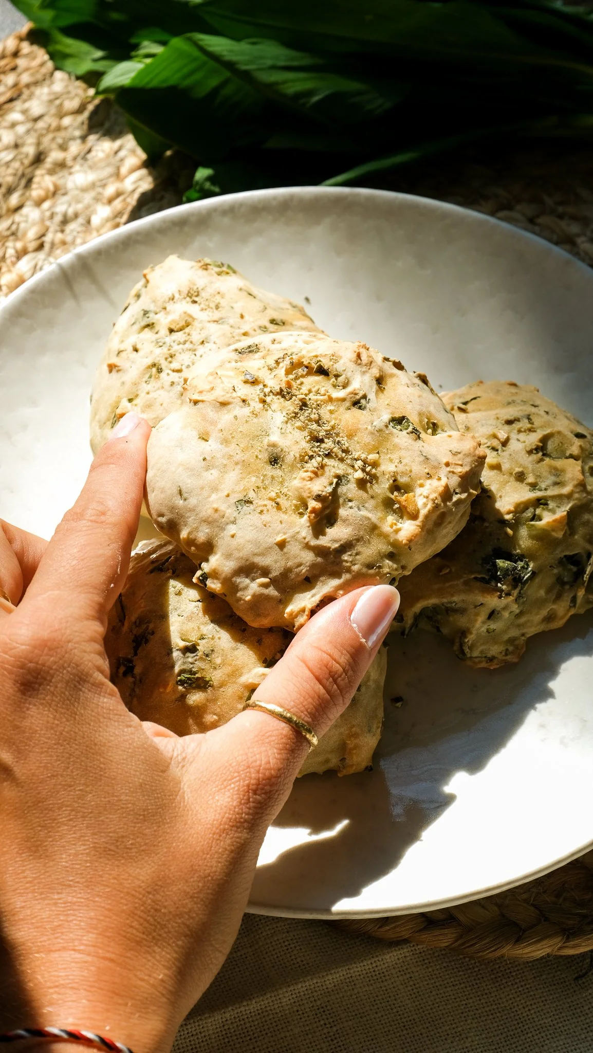 FLUFFY KEFIR WILD GARLIC (BÄRLAUCH) ROLLS/BUNS (GUT-FRIENDLY &amp; EASY)