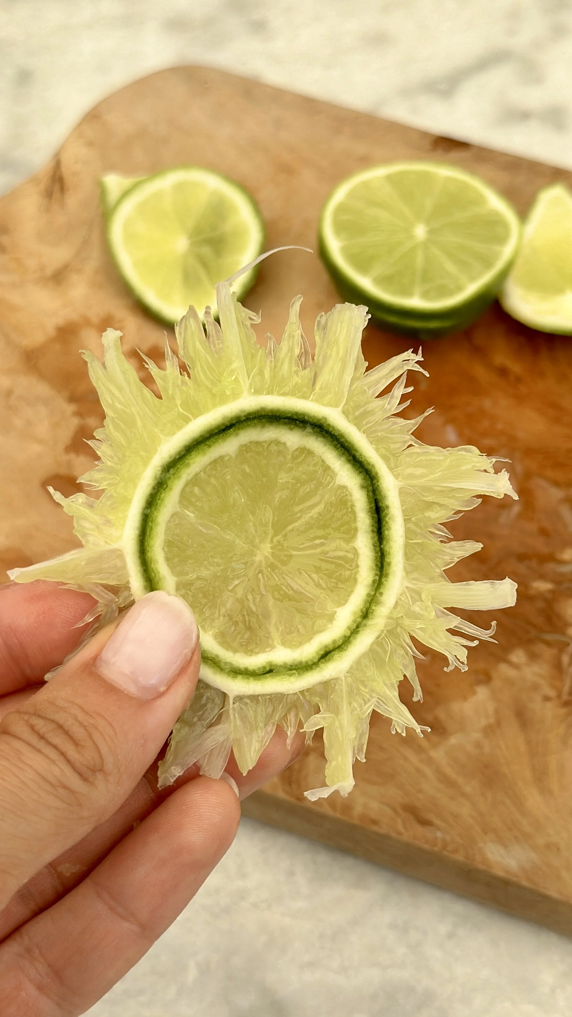 COOL LIME HACK (LIMETTEN TRICK) FOR SUMMER DRINKS