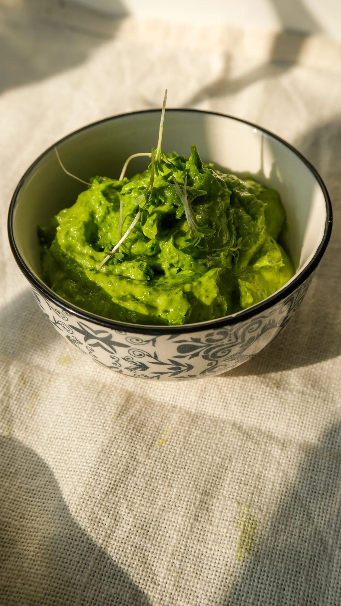 easy-5-minute-wild-garlic-baerlauch-butter-bärlauch-spring-frühling-einfach-schnell-österreich-rezept