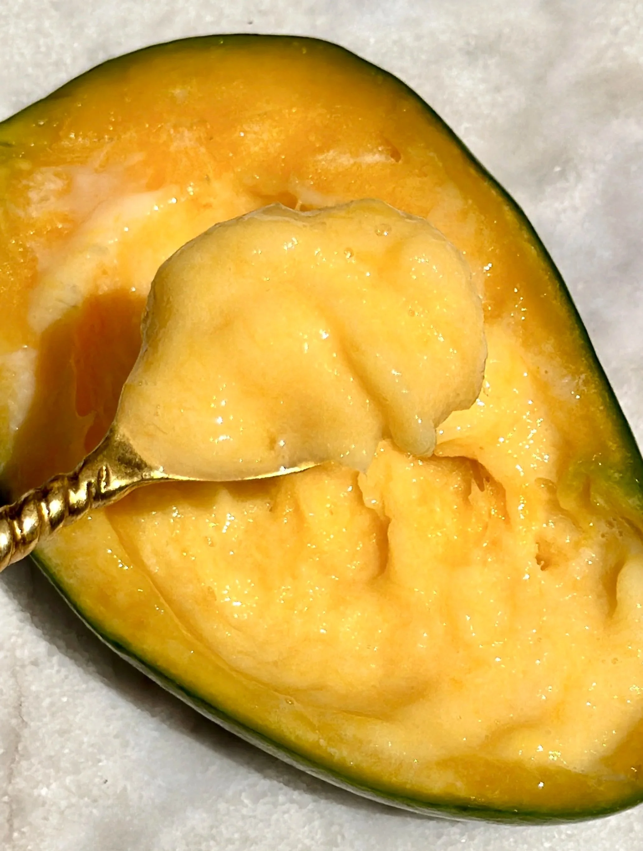 virales-mango-ananas-eis-ohne-eismaschine-magda-mag-das-rezept-recipe-pineapple-sorbet-gelato-healthy-milk-easy