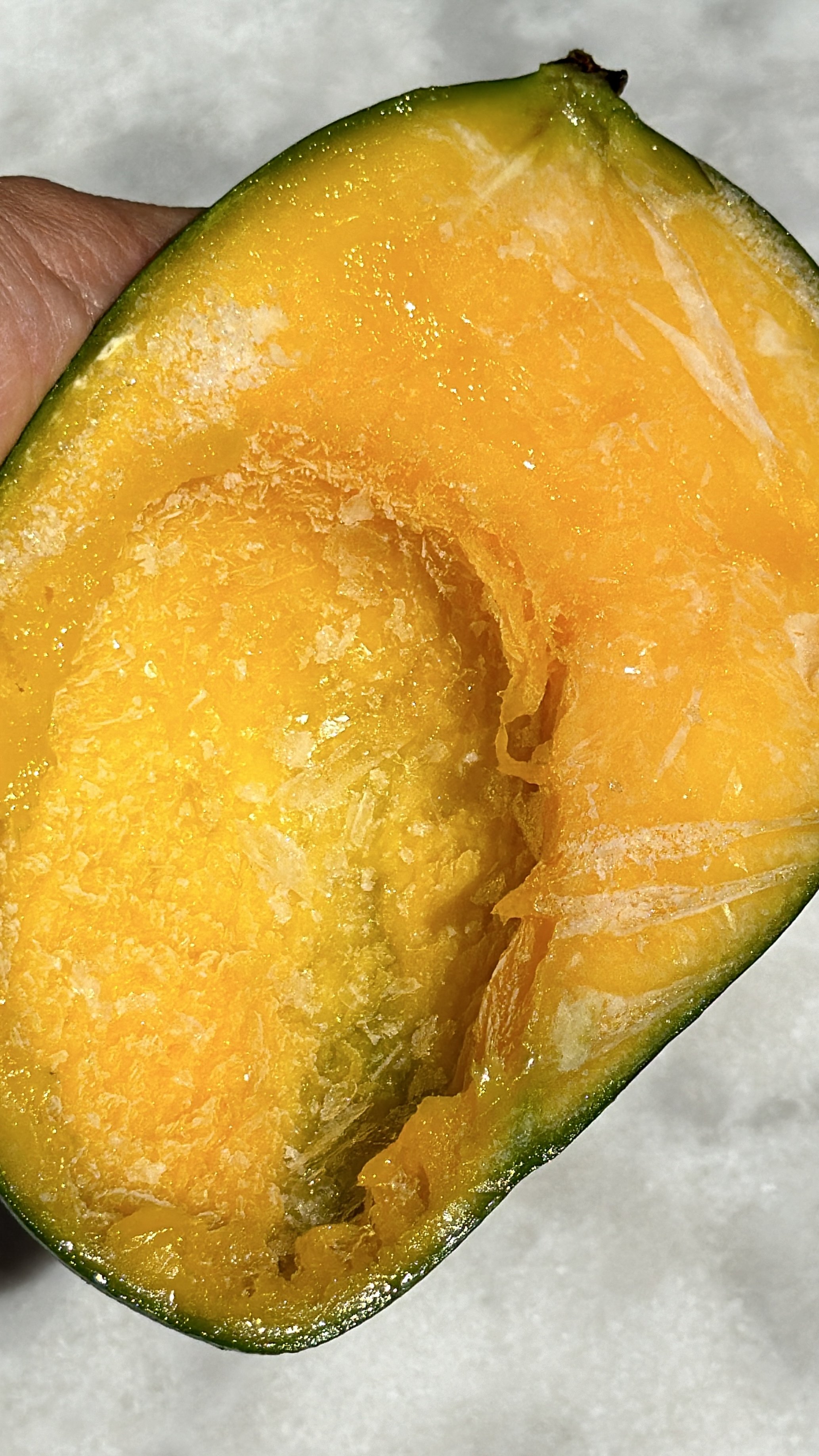 virales-mango-ananas-eis-ohne-eismaschine-magda-mag-das-rezept-recipe-pineapple-sorbet-gelato-healthy-milk-easy