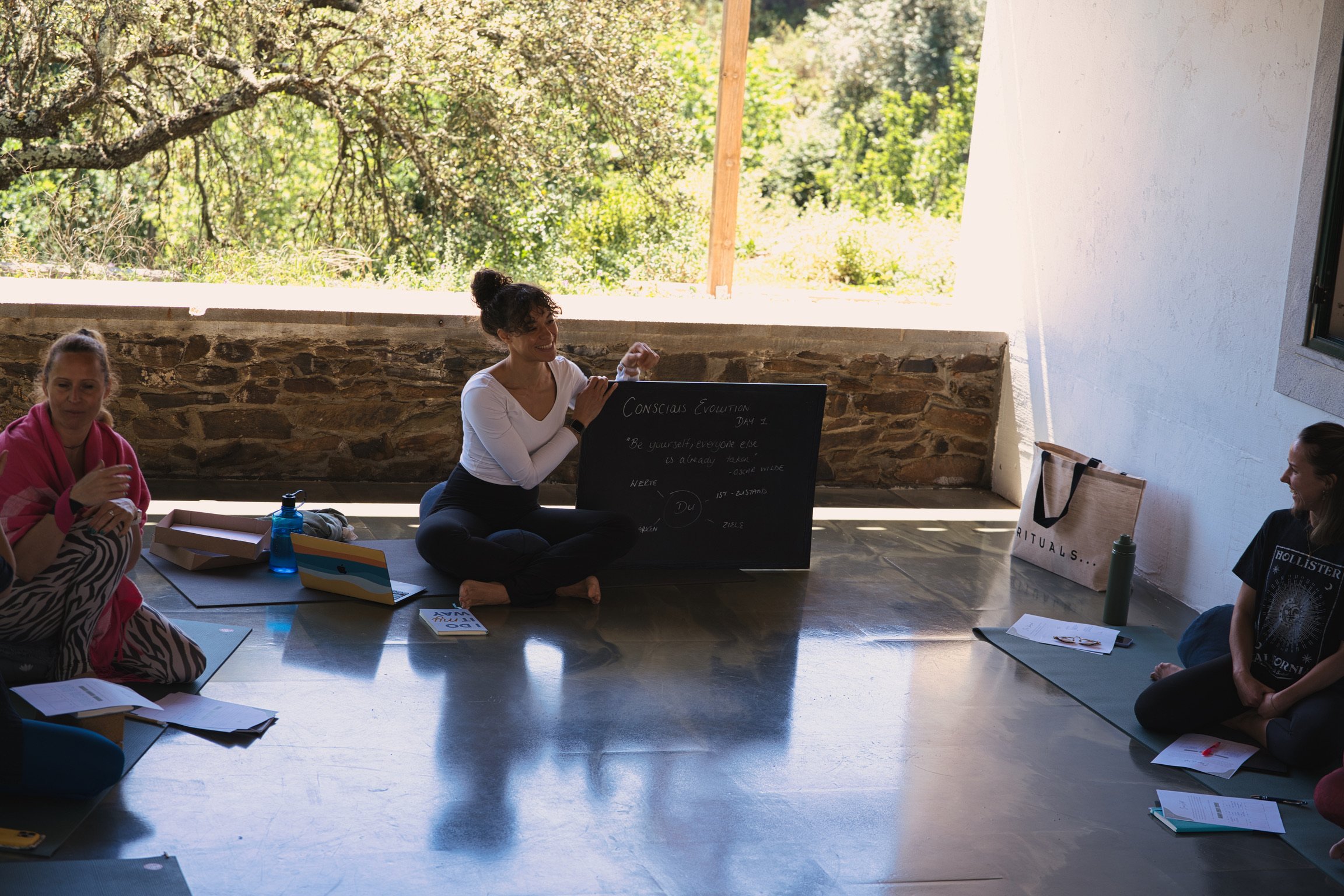 “Conscious Evolution” Teacher Intensive Retreat mit Ami Norton @ Four Trees, Portugal – Juni 2027