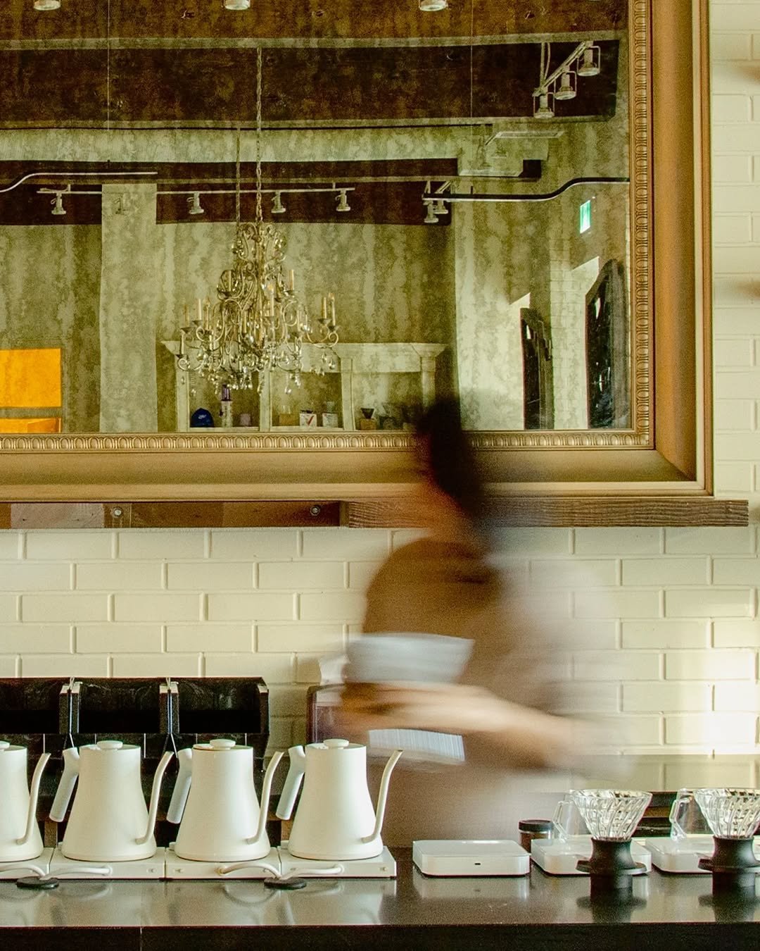 Hot off the roast 🔥☕

@paradigm_spark &mdash; has officially opened in The C+E.

Here&rsquo;s what you&rsquo;ll find inside:

☕ Classic espresso drinks crafted with competition-level precision
🥪 Sandwiches + baked goods to fuel your day
🎯 The Expe