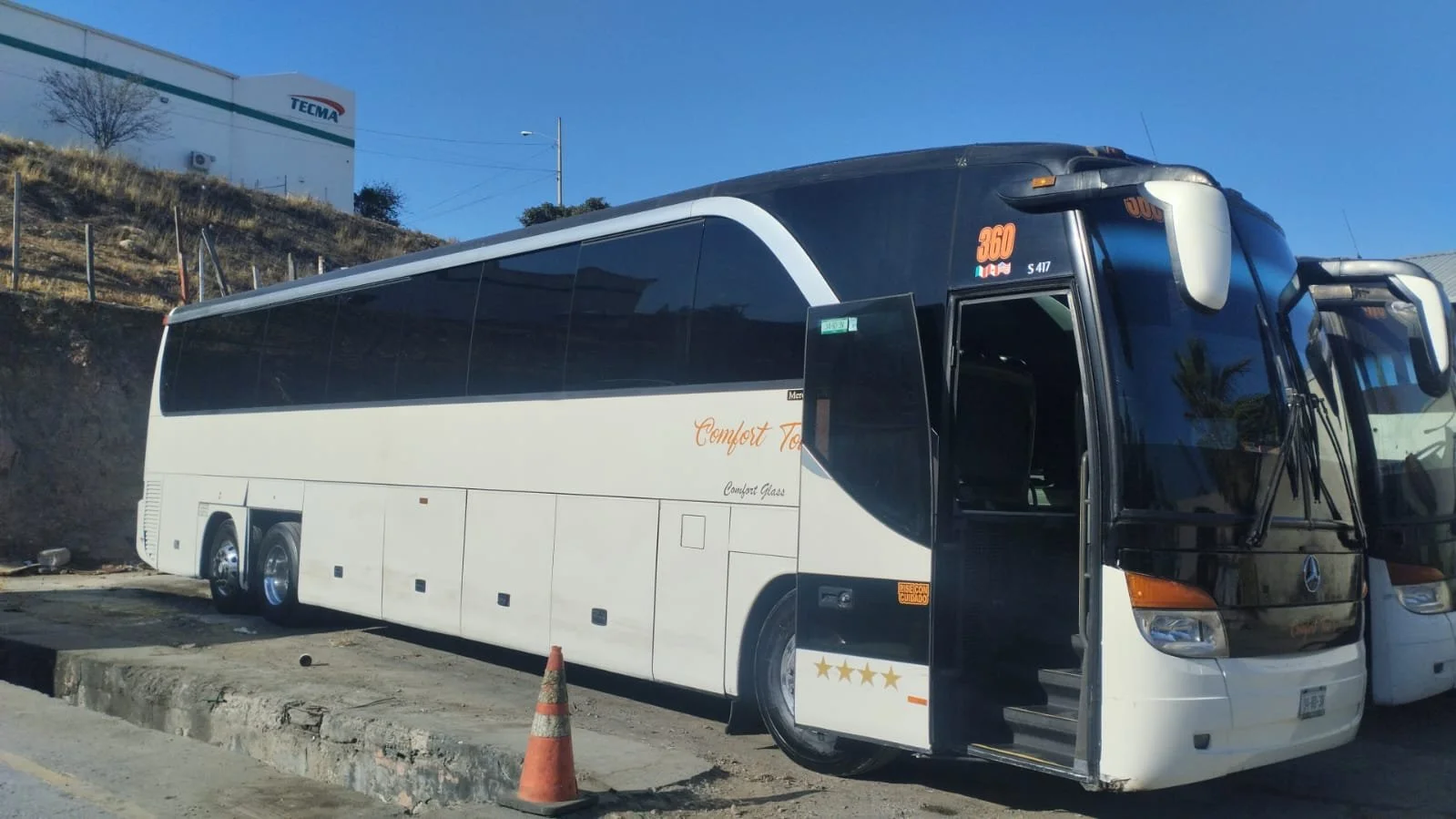 WhatsApp Image 2025-10-21 at 15.39.30.jpeg