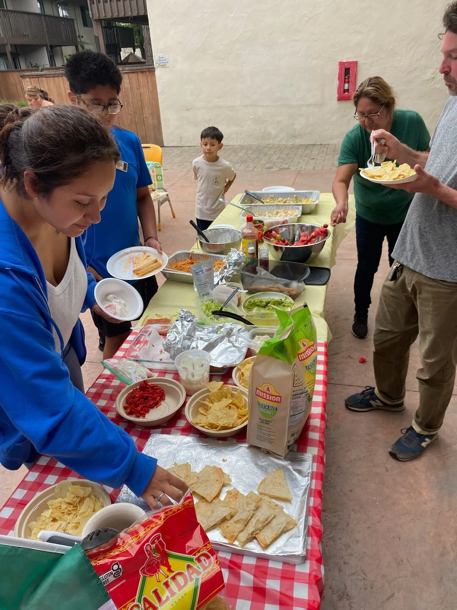 Residents enjoying delicious Latinx food.