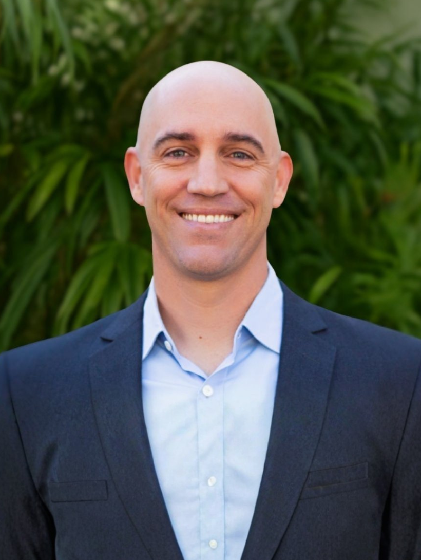 Aaron Marshall headshot