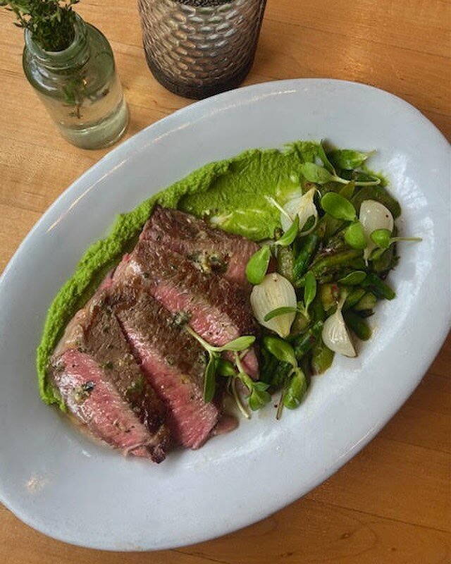 NY Strip, mustard compound butter, pea puree, asparagus, spring vidalia onions, sunflower sprouts. 

One of three new dinner menu items that roll out this week at our @thepointatl location! Available Wednesday-Sunday. #thegeneralmuir #whatsfordinner 