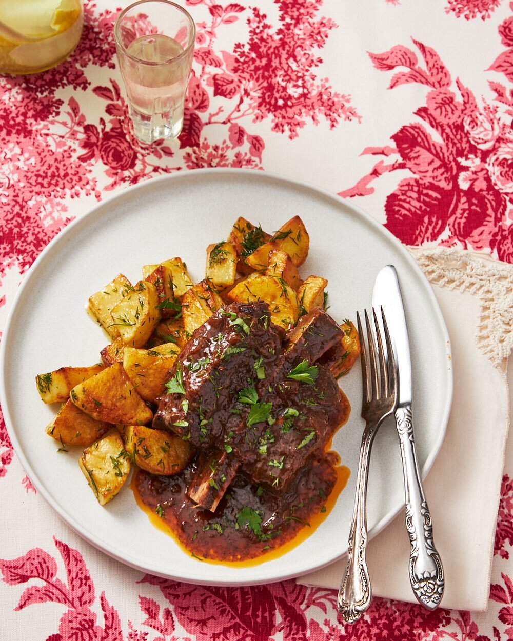 You know what&rsquo;s even better than a new cookbook? Chef Todd Ginsberg and @thegeneralmuir team cooking recipes from it for you for dinner and a conversation with the author @naamashefi from @jewishfoodsociety (and you get to take the signed cookb