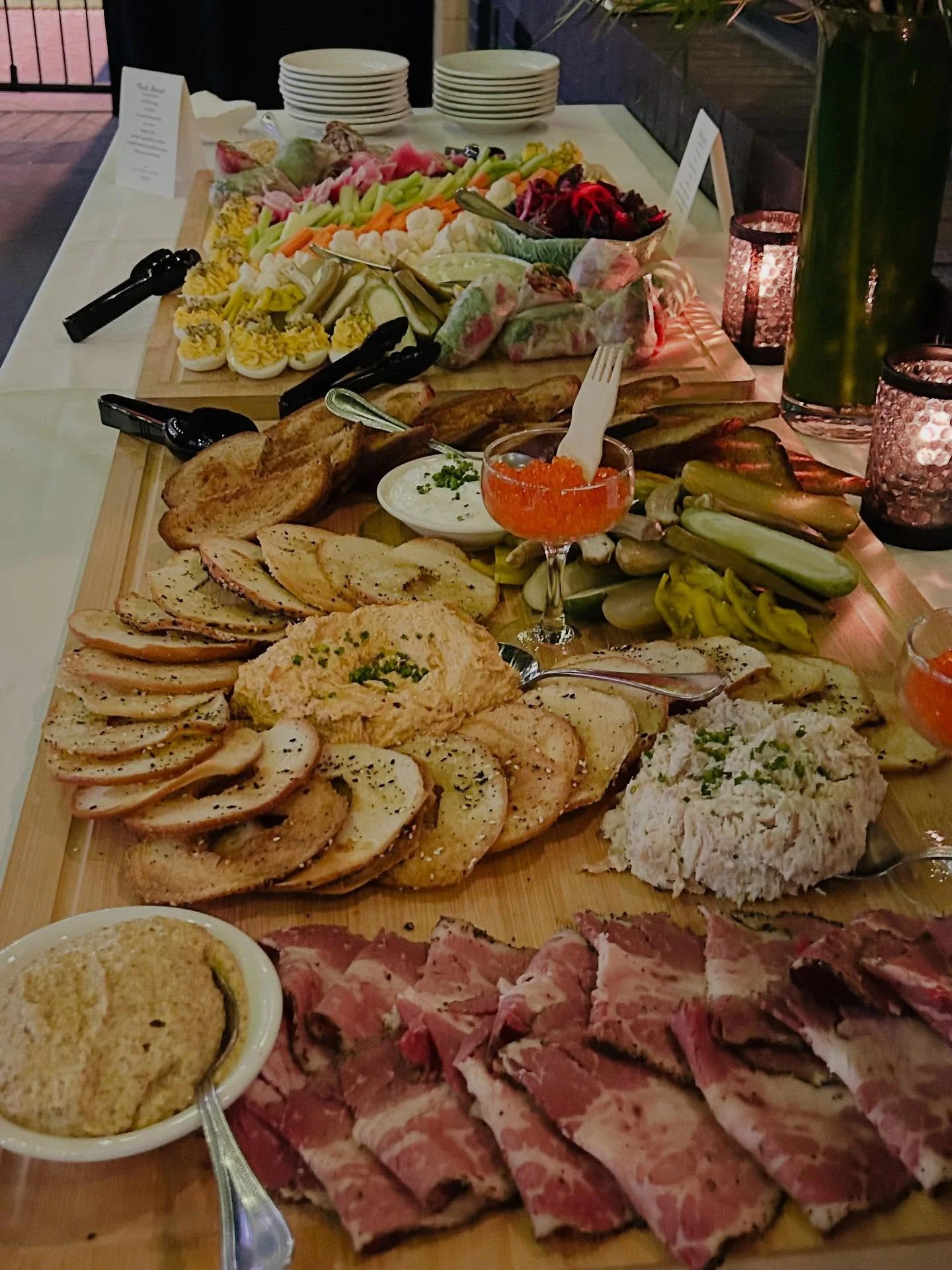 We were honored to host @facinghistory for their Leadership Summit kickoff dinner this week (and we had to show off this scrumptious nosh board!). If you don&rsquo;t know about the great work of Facing History &amp; Ourselves &mdash; especially if yo