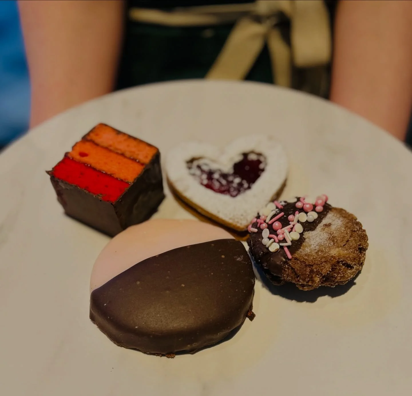 #protip: they want cookies, not flowers
#thegeneralmuir #valentinesday #galentinesday #❤️