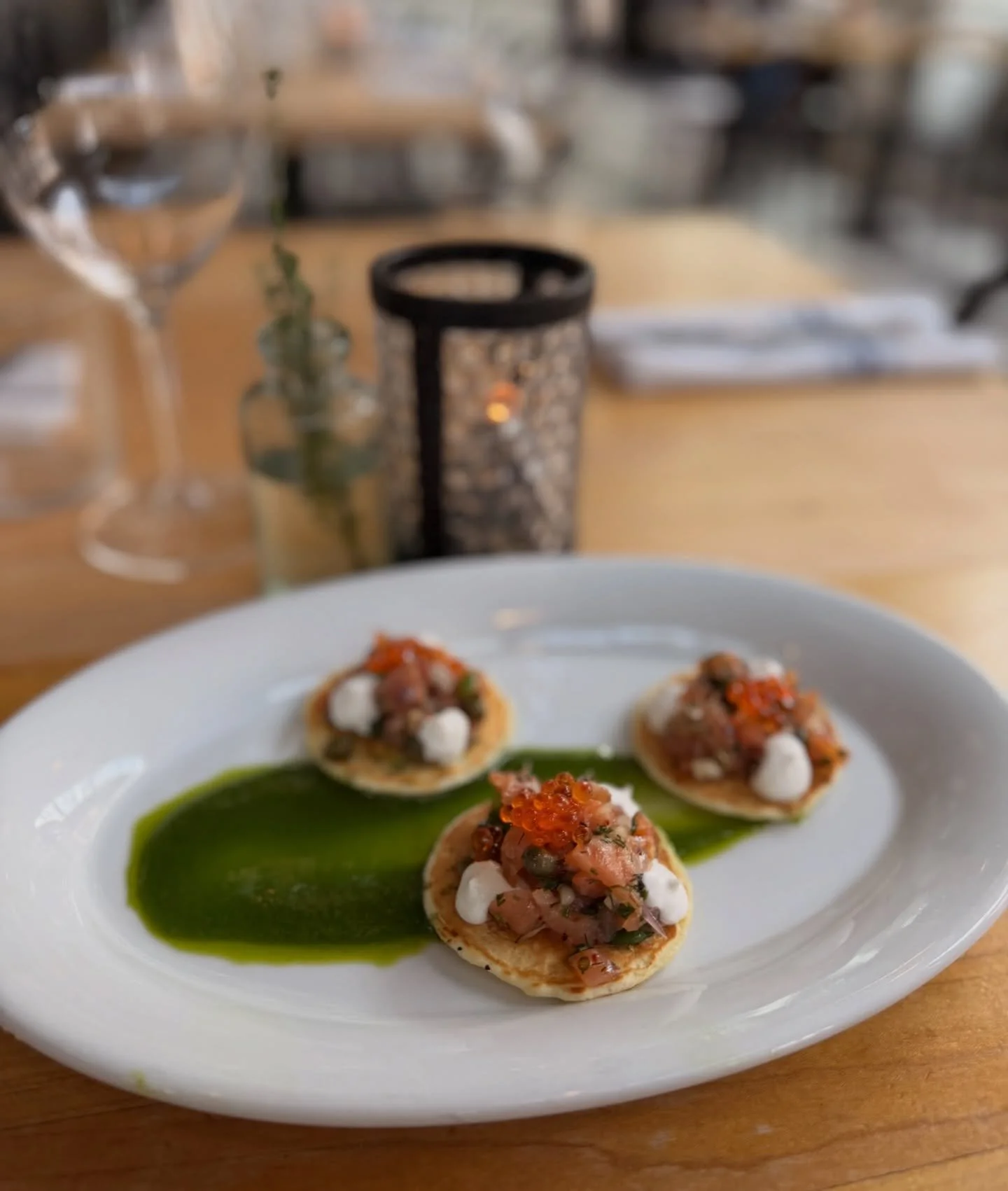 Another new appetizer on our dinner menu &mdash; Smoked Salmon Blinis! Come have dinner with a friend who will go halfsies on these and the pierogi! #thegeneralmuir #whatsfordinner 📷: @sixab0ve
