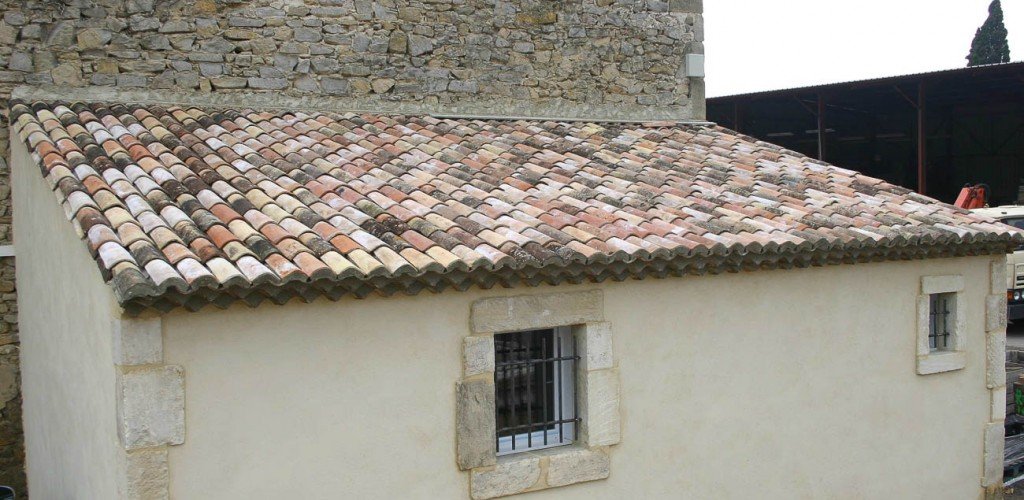 Bordeaux-Roof-Tiles-1-1024x500.jpeg