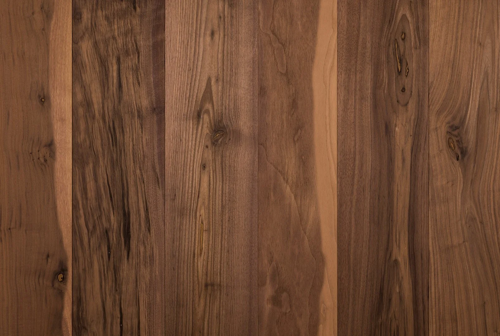 AMERICAN WALNUT