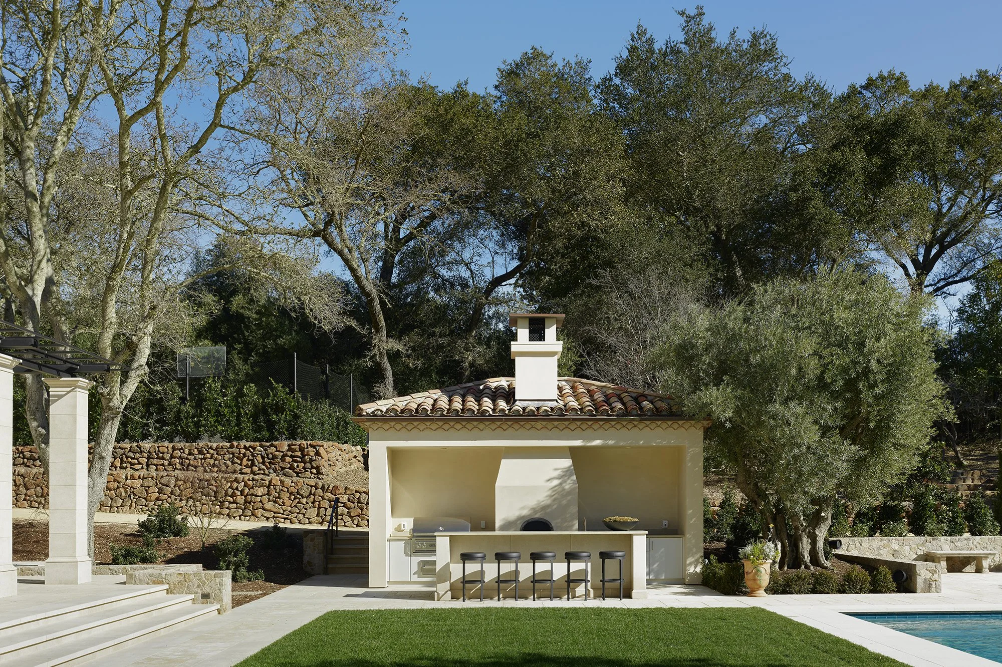 Woodside_Olive_Hill_07_proj_img_.jpg
